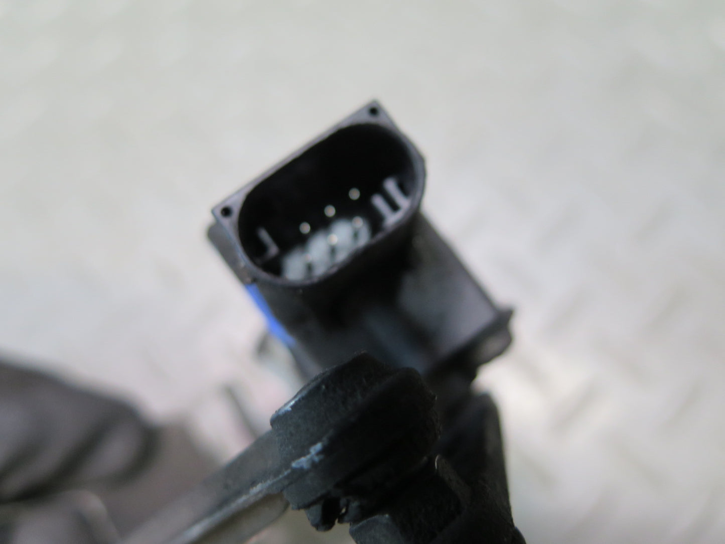 1999-2004 Porsche 911 996 Rear Suspension Height Level Sensor