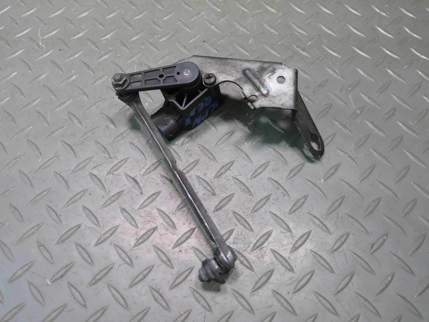 1999-2004 Porsche 911 996 Rear Suspension Height Level Sensor