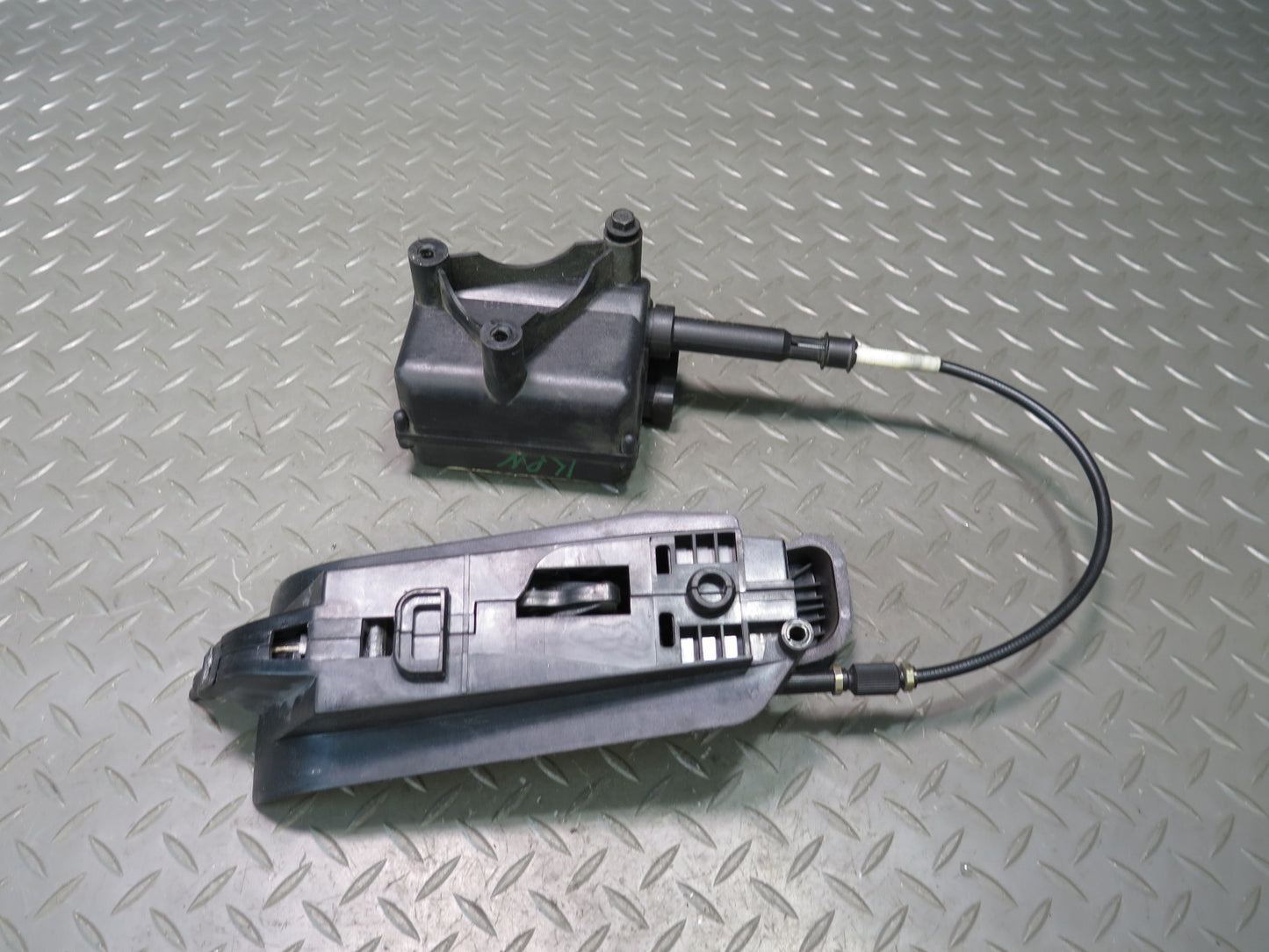 1999-2004 Porsche 911 996 A/T Gas Acceleration Pedal w Cruise Control Module
