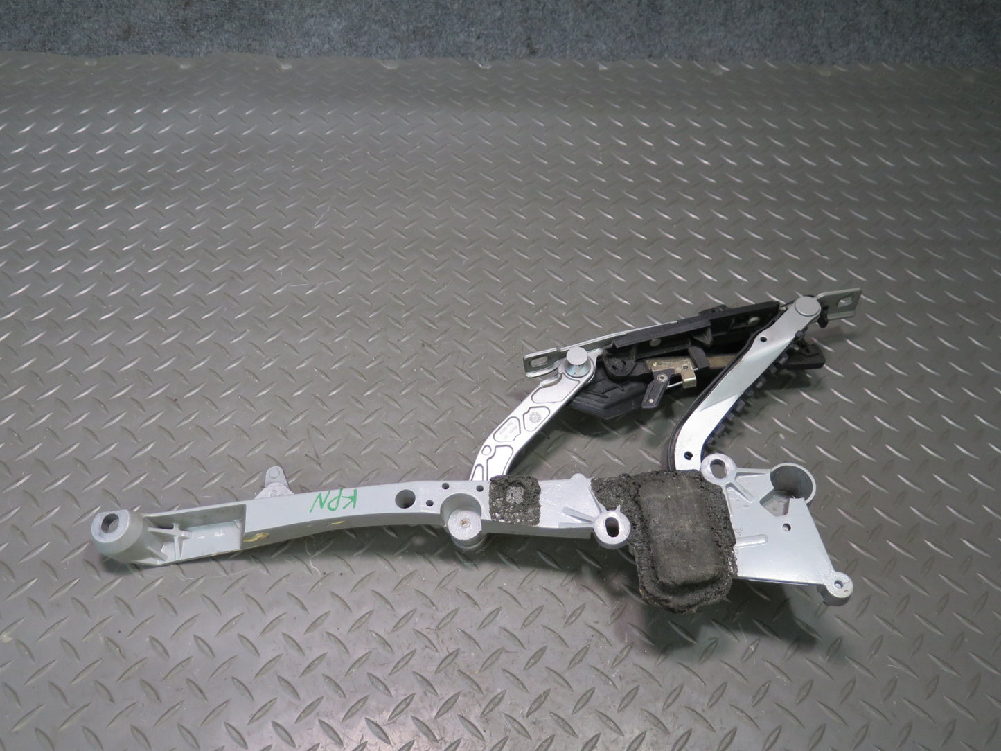 1999-2004 Porsche 911 996 Convertible TOP Roof Left & Right Hinge Set of 2