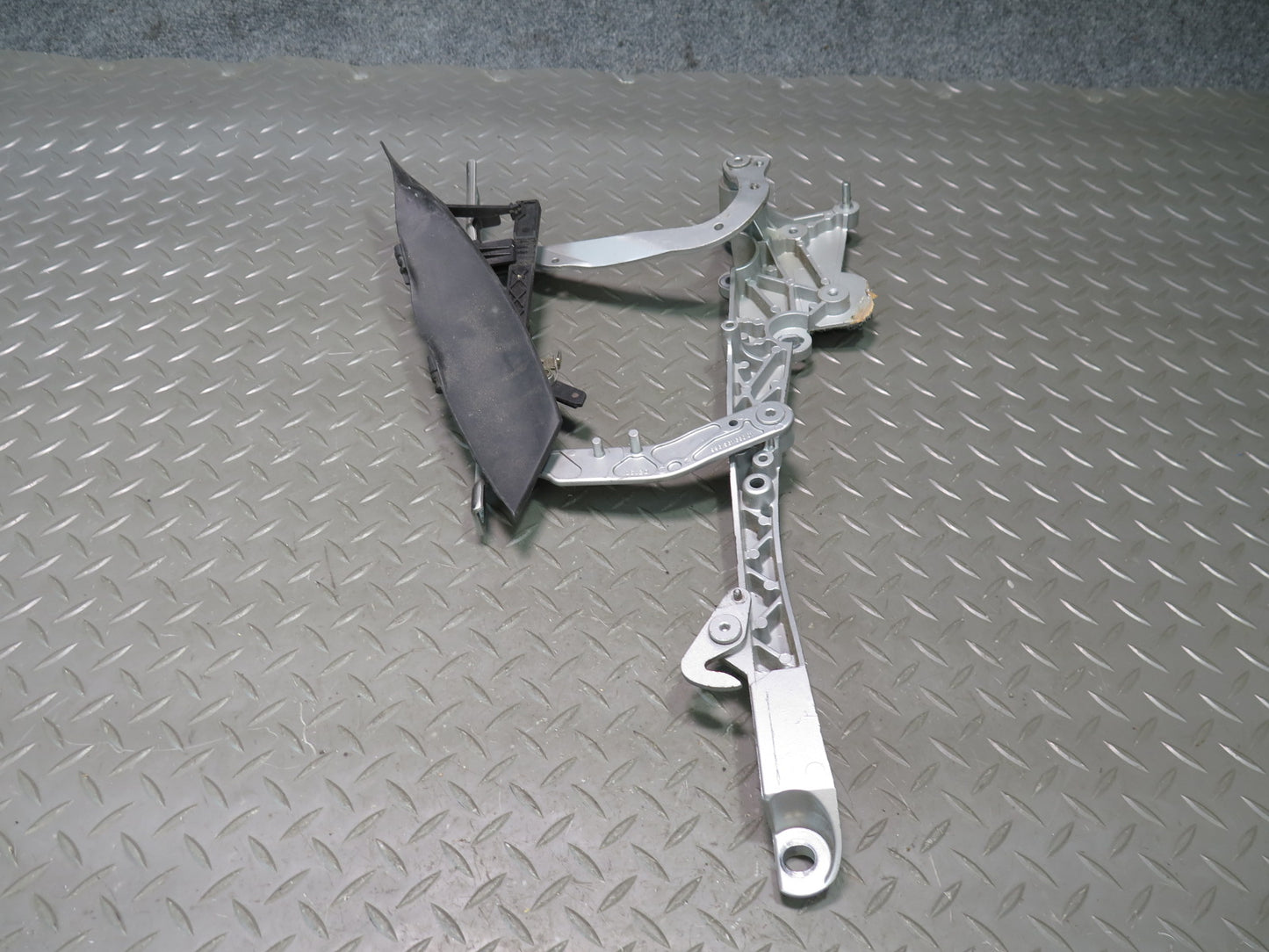 1999-2004 Porsche 911 996 Convertible TOP Roof Left & Right Hinge Set of 2