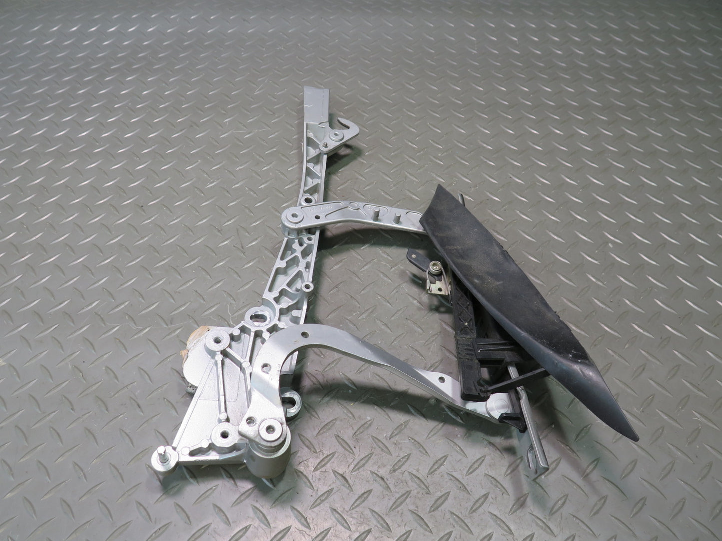 1999-2004 Porsche 911 996 Convertible TOP Roof Left & Right Hinge Set of 2