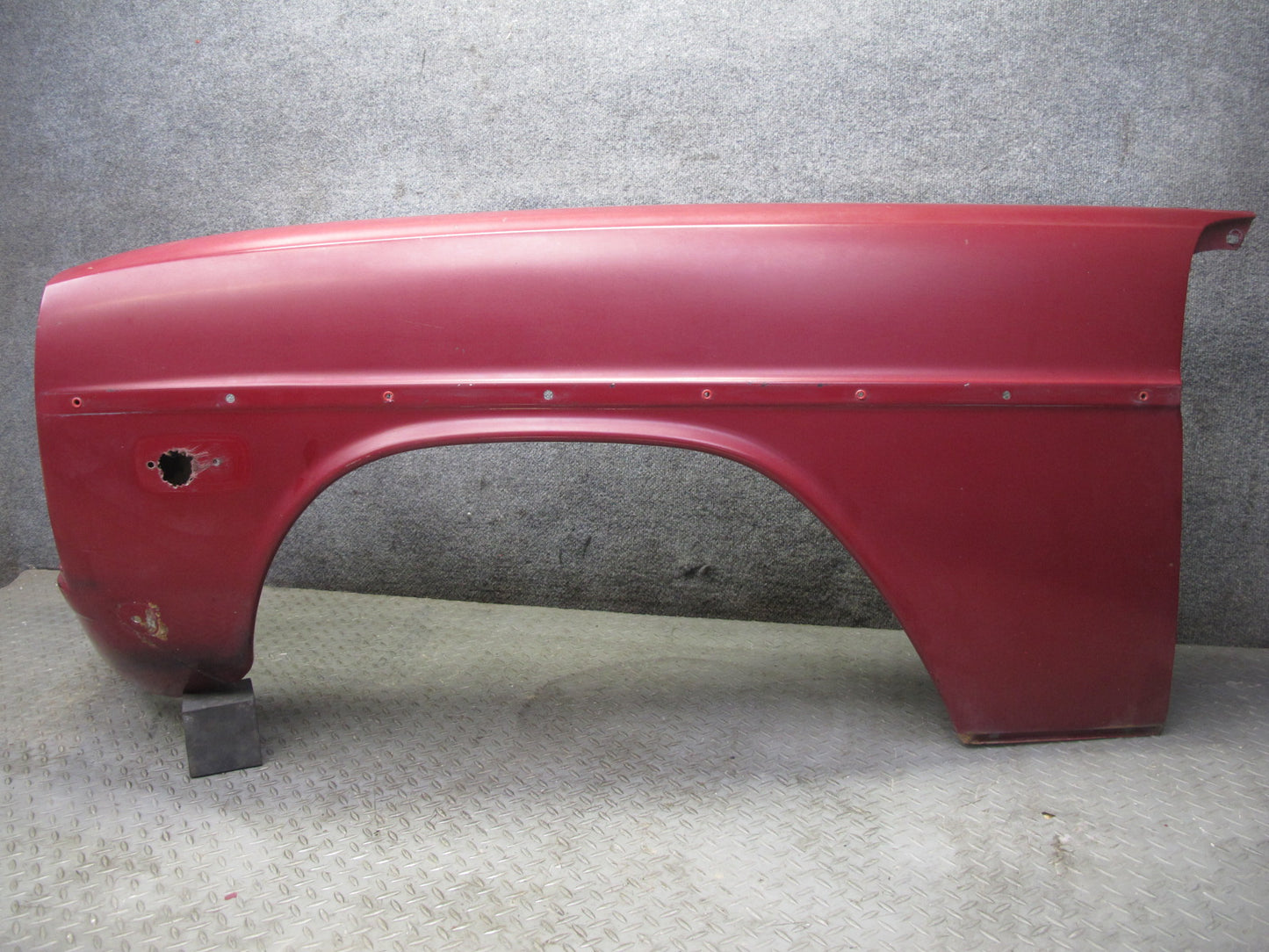 75-76 Mercedes W115 300SD Front Left Fender Shell Panel Cover RED OEM