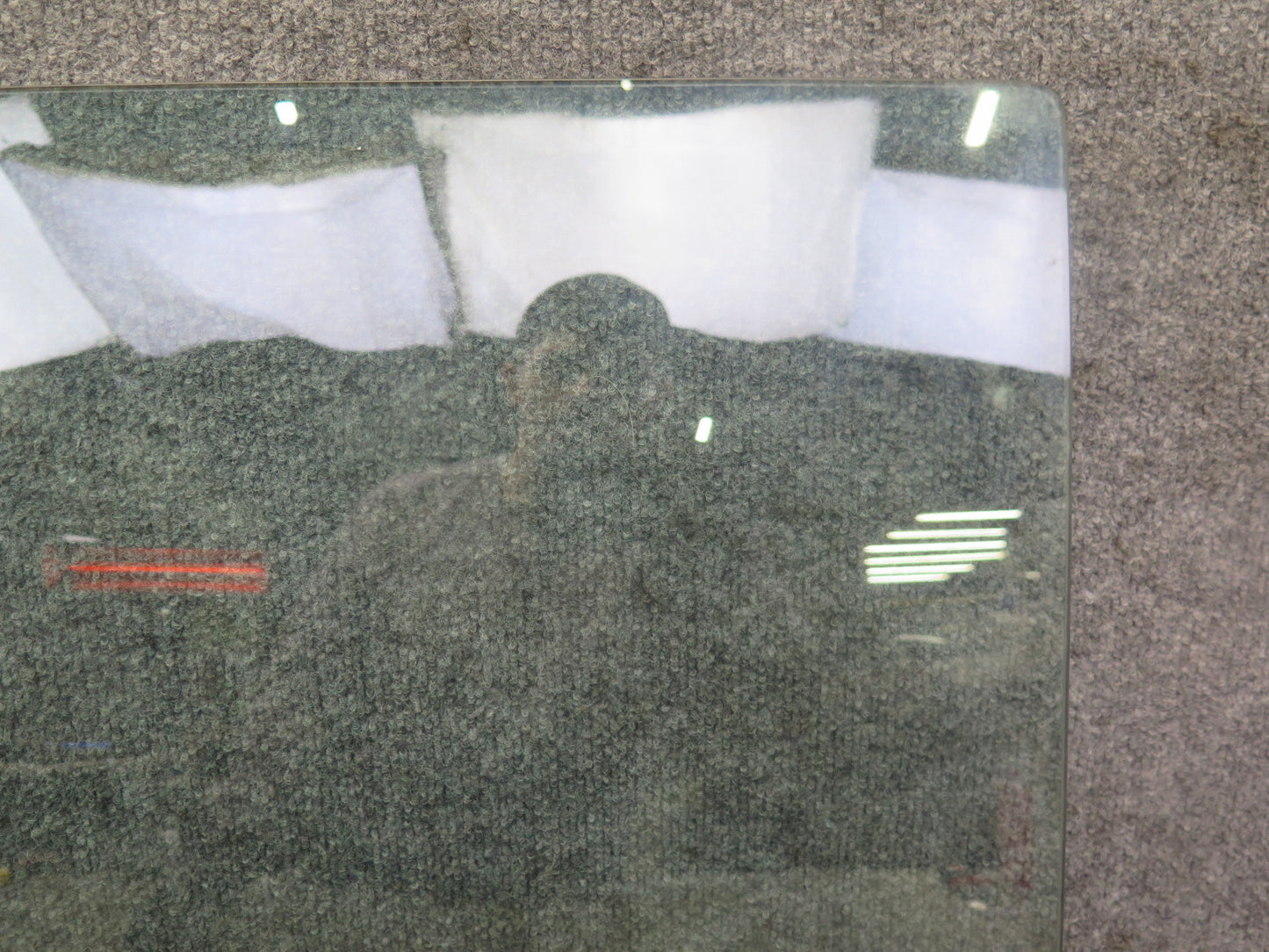 75-76 Mercedes W115 300SD Sedan Rear Right Door Glass Window OEM