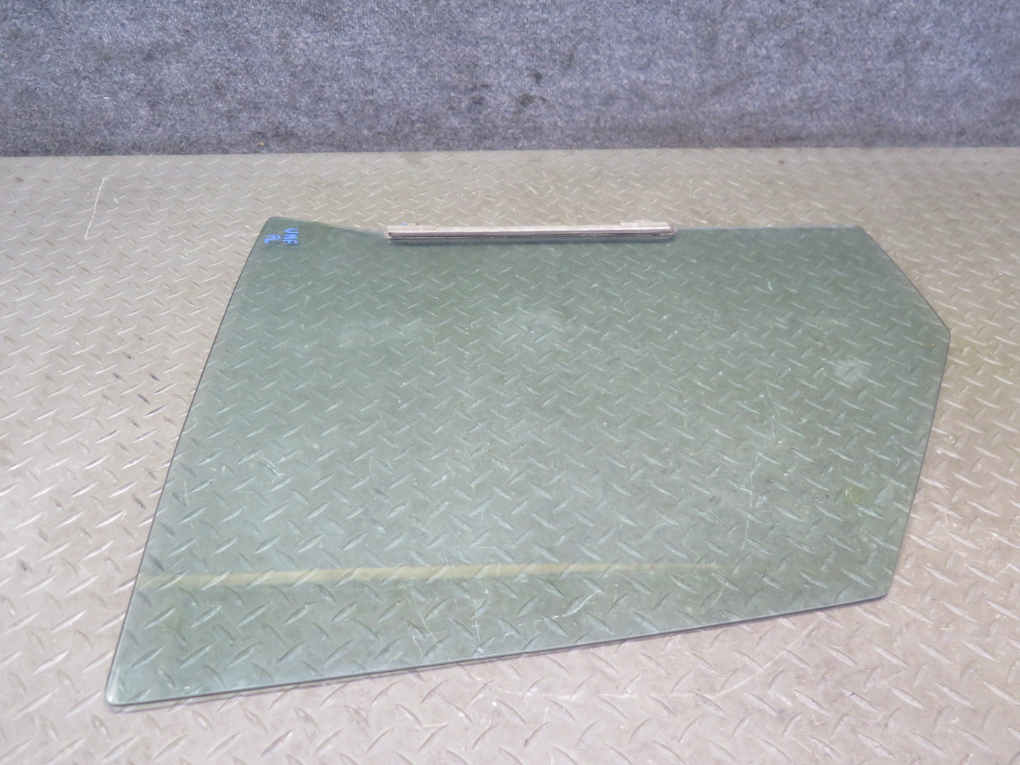 75-76 Mercedes W115 300SD Sedan Front Left Door Glass Window OEM