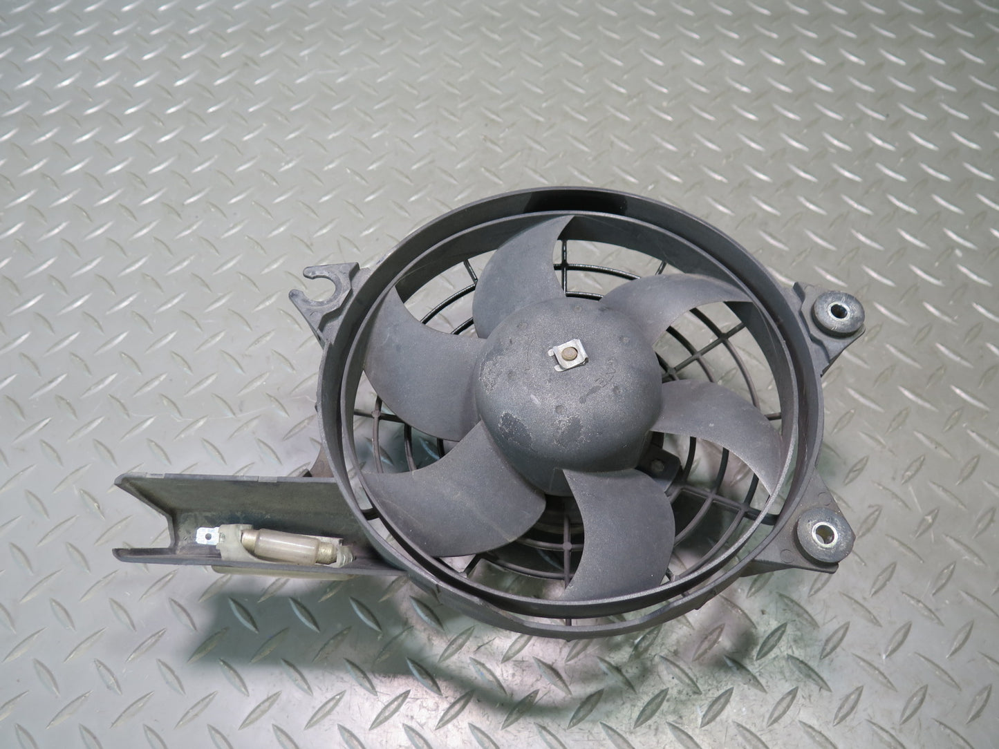 1999-2004 Porsche 911 996 Engine Cooling  Fan Motor Shroud 99662403603