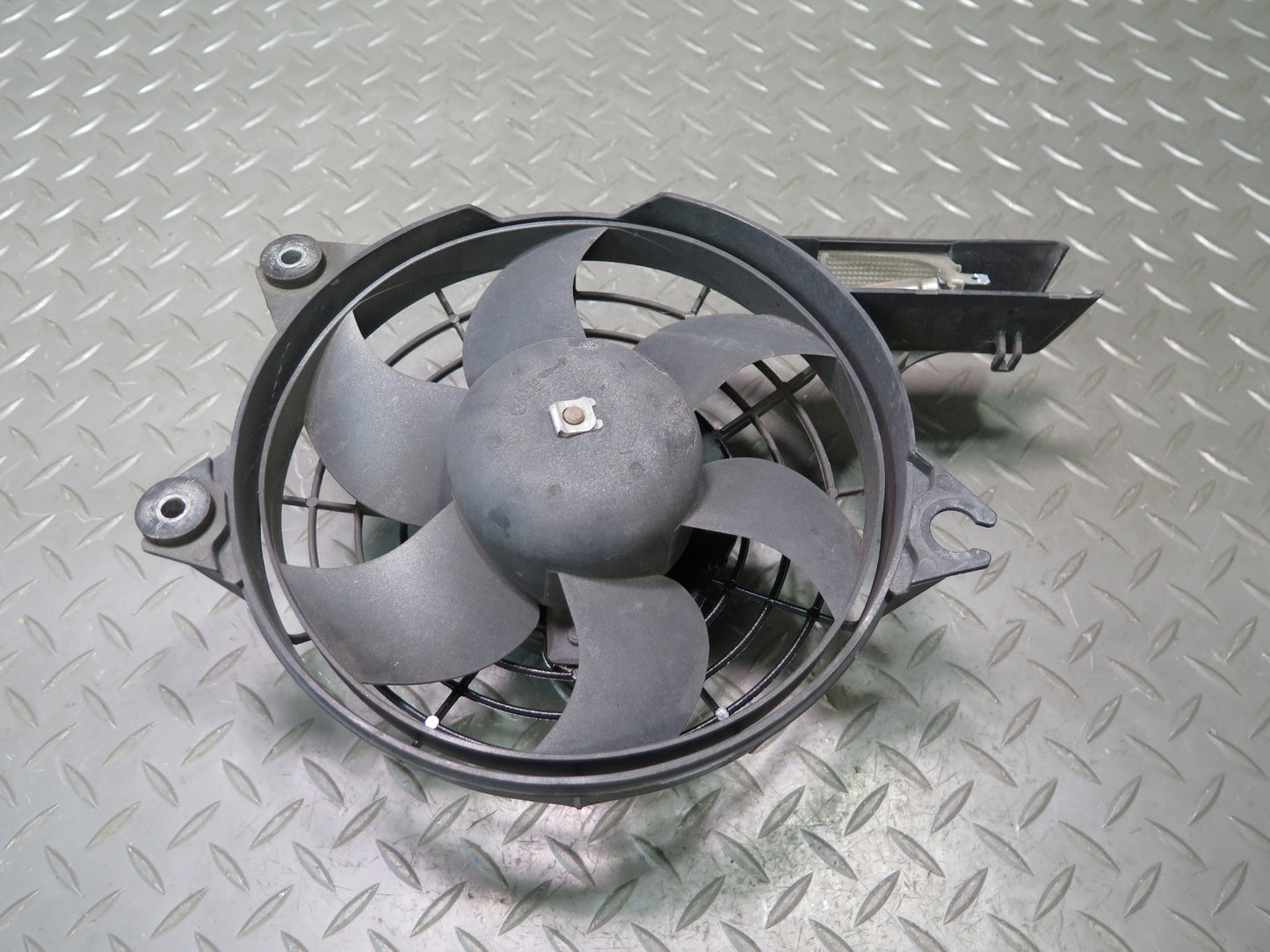 1999-2004 Porsche 911 996 Engine Cooling  Fan Motor Shroud 99662403603