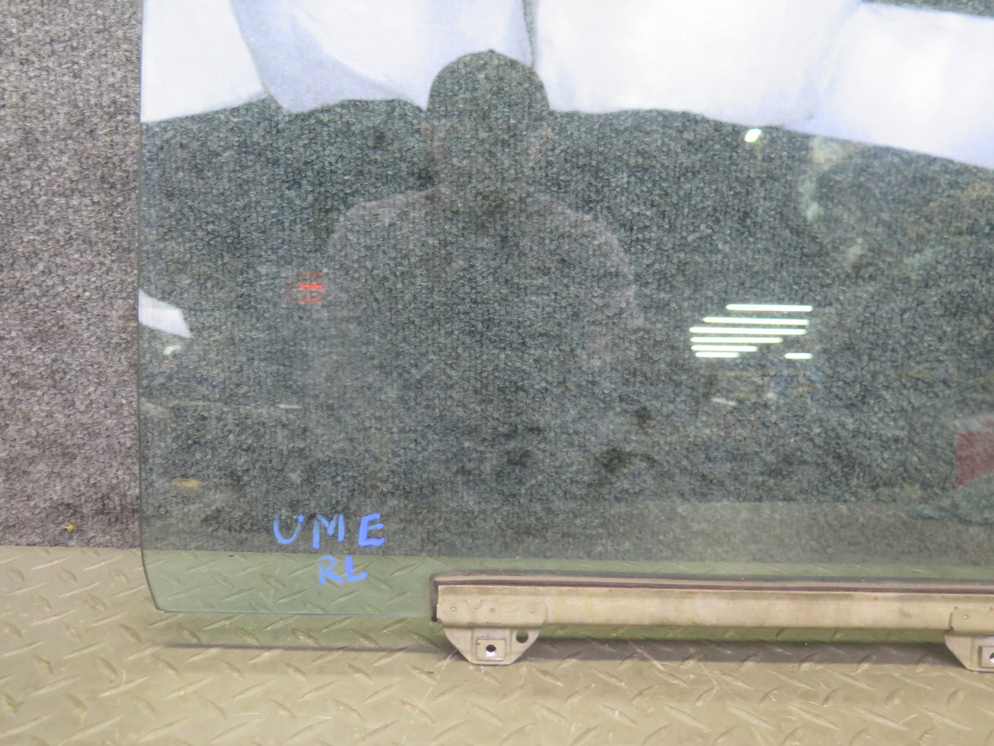 75-76 Mercedes W115 300SD Sedan Rear Left Door Glass Window OEM