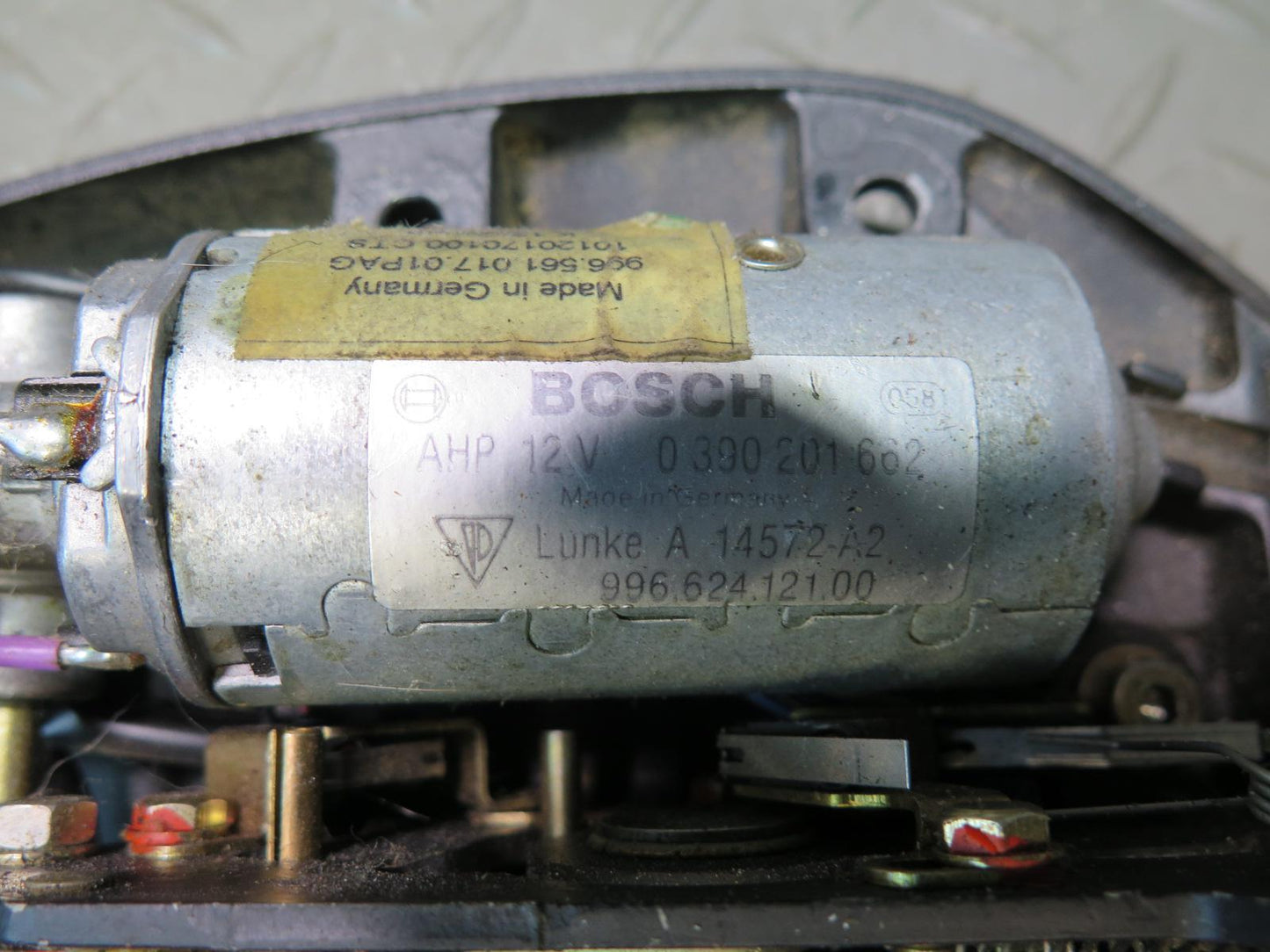 1999-2004 Porsche 911 996 Convertible TOP Roof Lock Latch Motor Assembly