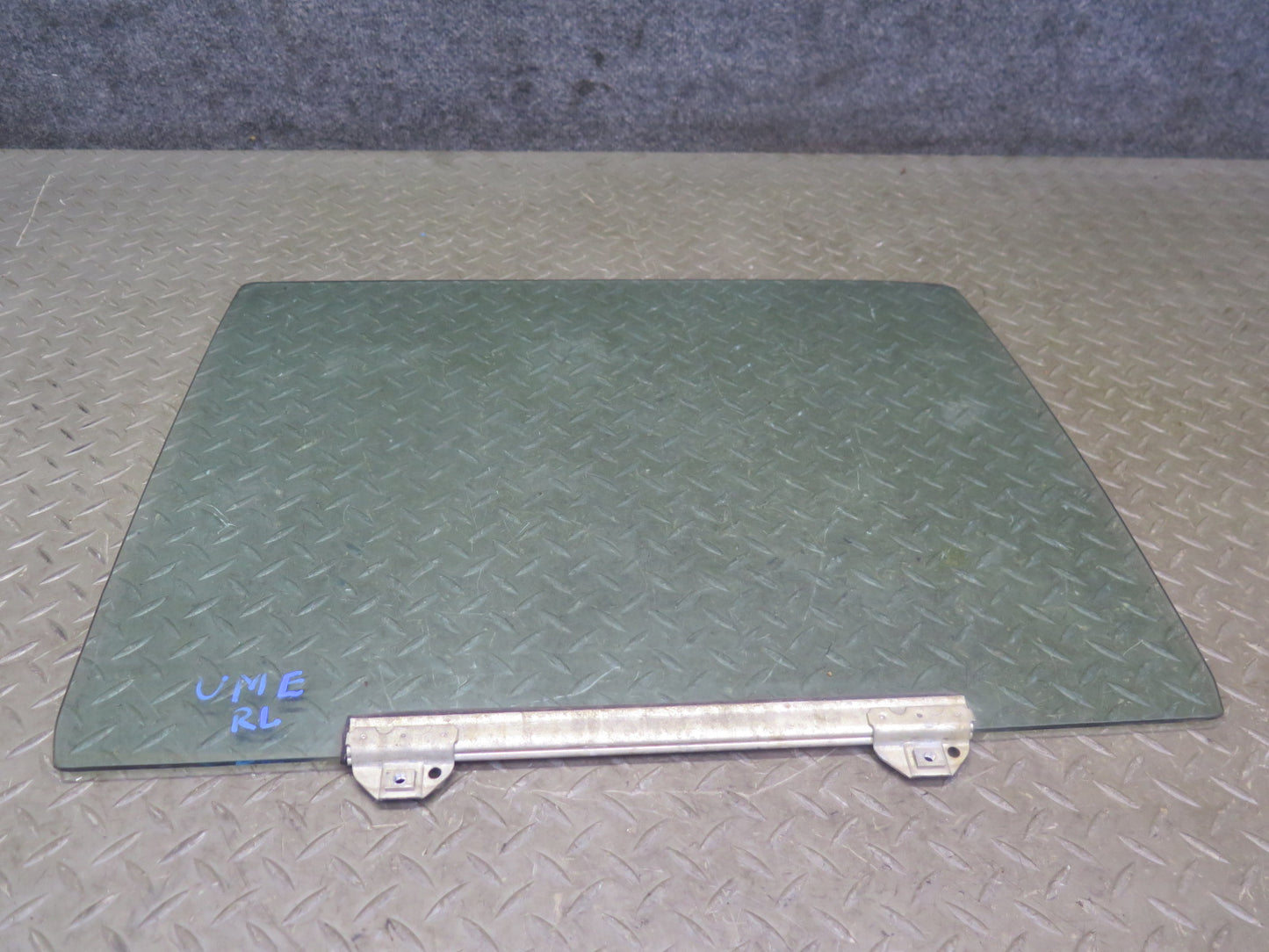 75-76 Mercedes W115 300SD Sedan Rear Left Door Glass Window OEM