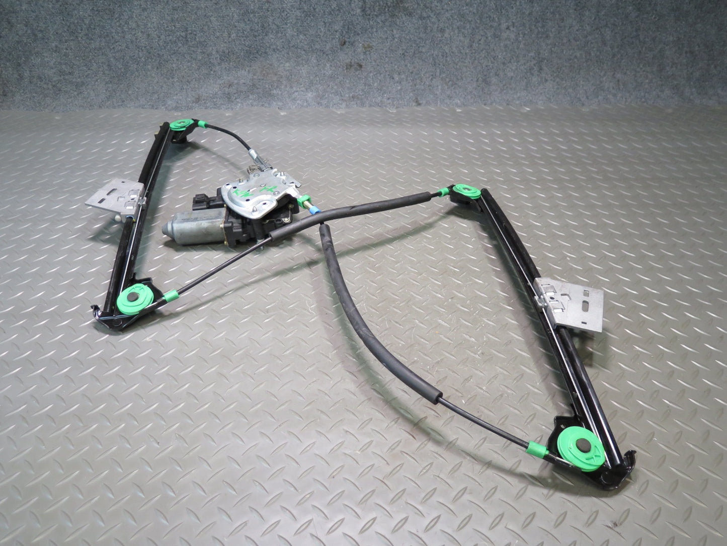 1999-2004 Porsche 911 996 Boxster Right Door Window Regulator w Motor