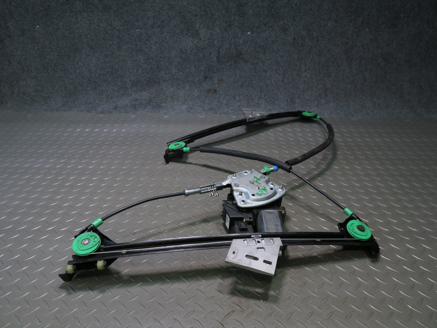 1999-2004 Porsche 911 996 Boxster Right Door Window Regulator w Motor