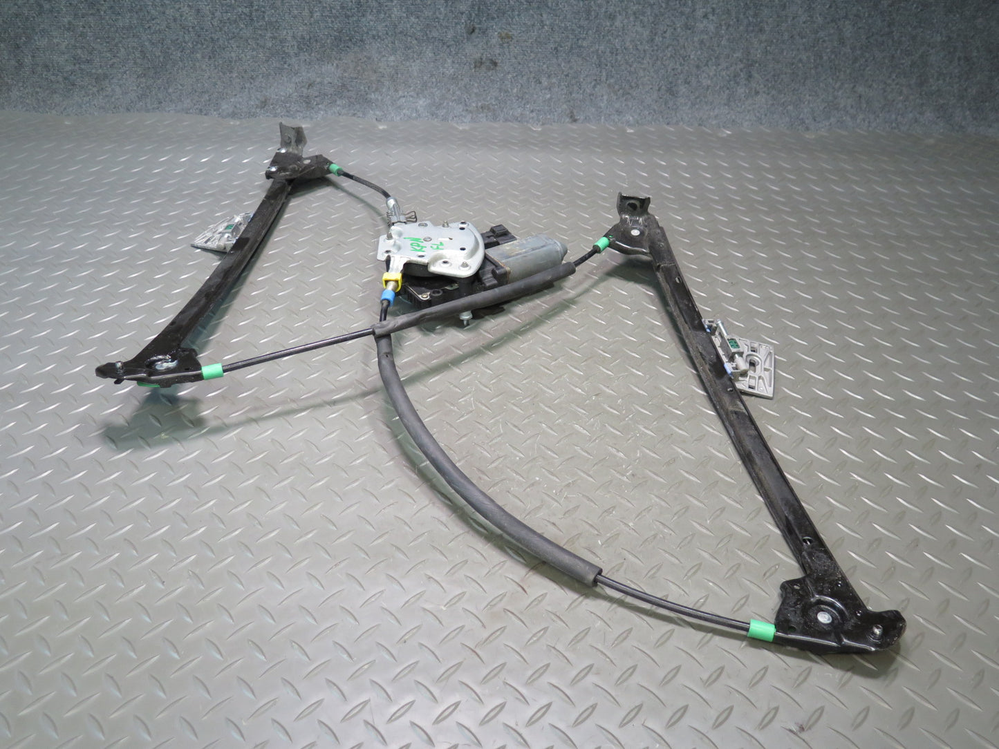 1999-2004 Porsche 911 996 Boxster Left Door Window Regulator w Motor