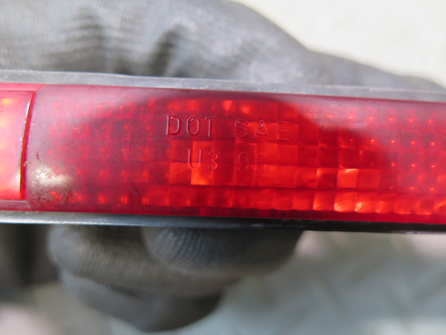 1999-2004 Porsche 911 996 Rear Center Third 3RD Brake Light Lamp 99663105000