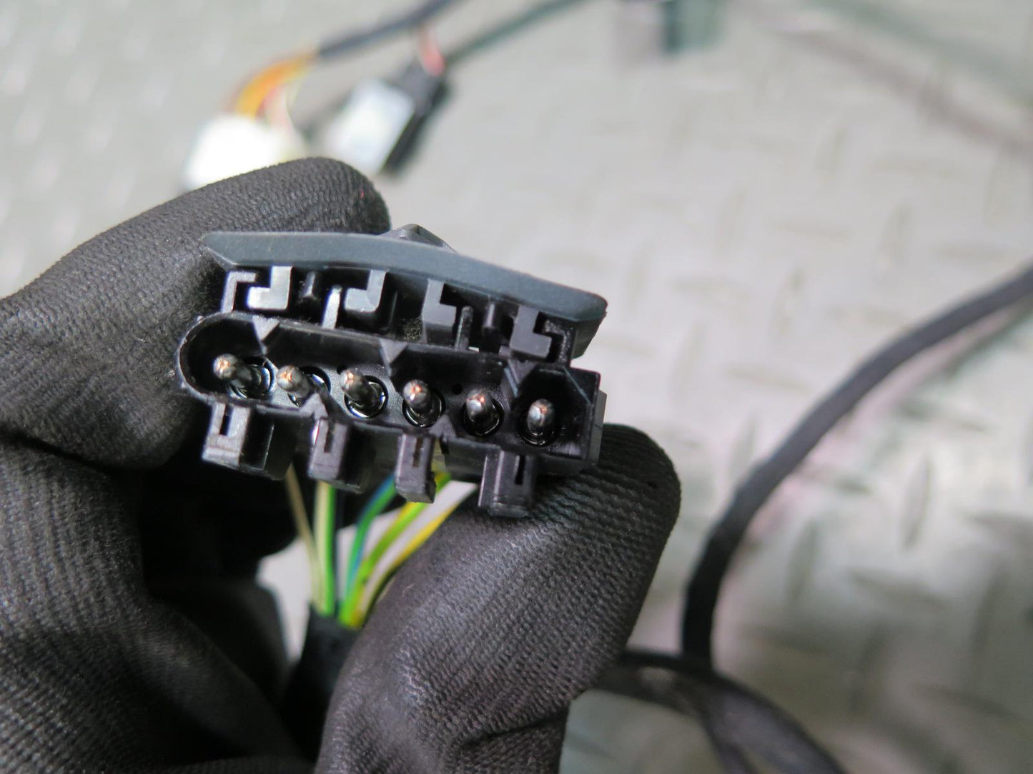 1999-2005 Porsche 911 Carrera 996 Front Right Seat Adjust Switch w Relay