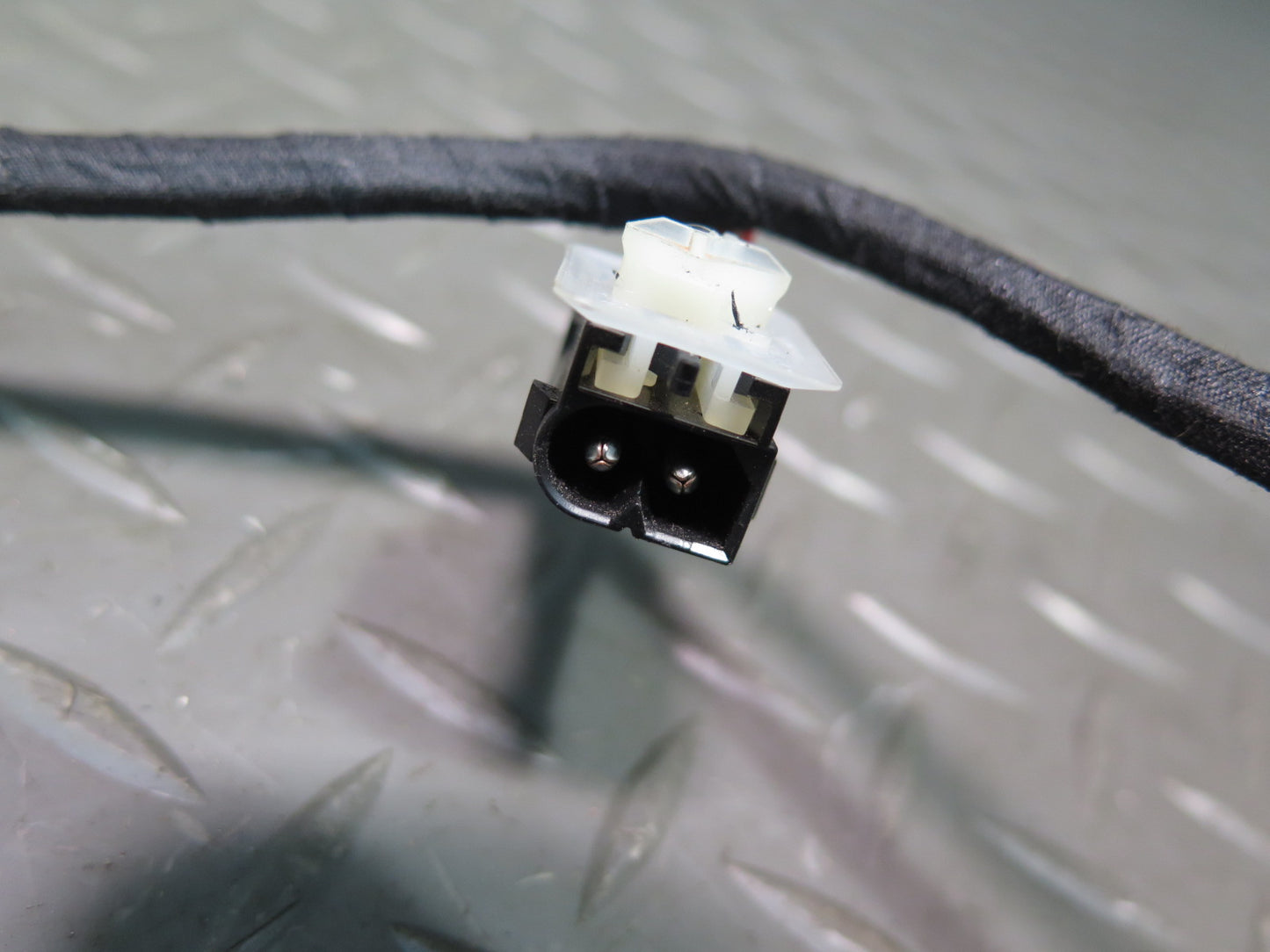 1999-2005 Porsche 911 Carrera 996 Front Right Seat Adjust Switch w Relay