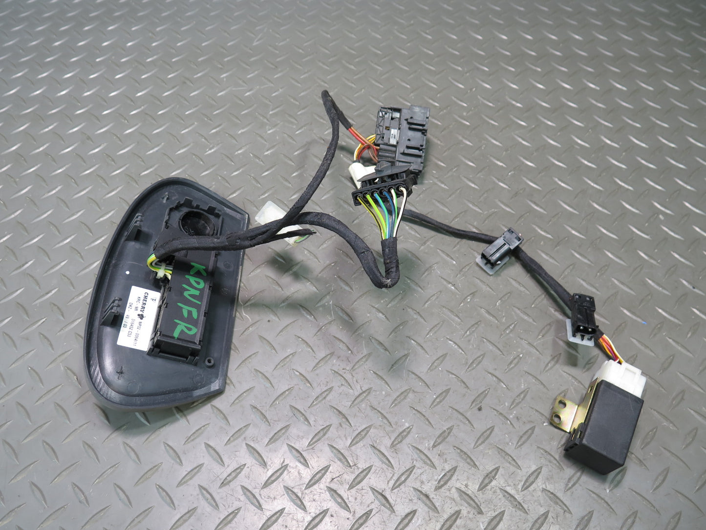 1999-2005 Porsche 911 Carrera 996 Front Right Seat Adjust Switch w Relay