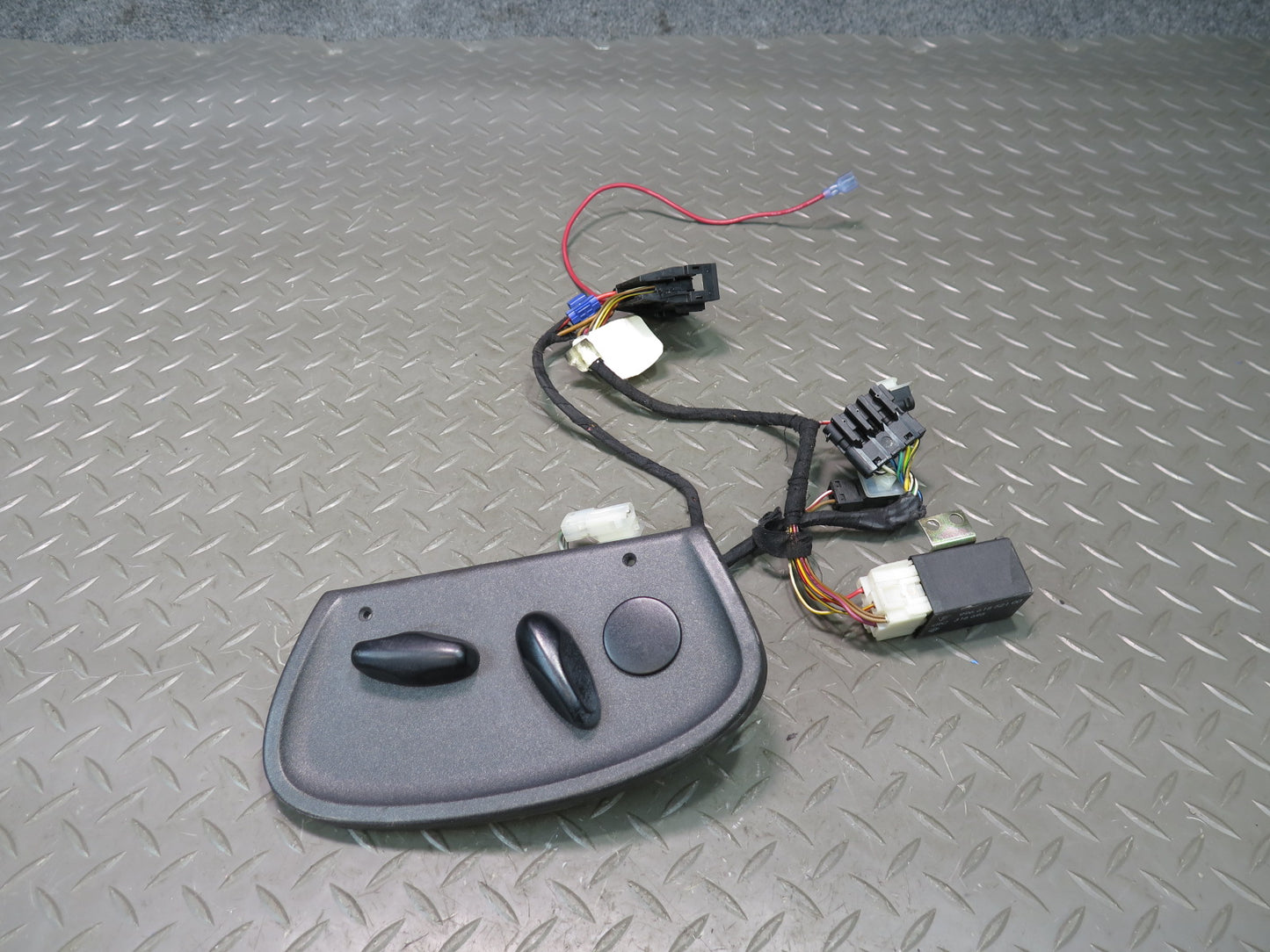 1999-2005 Porsche 911 Carrera 996 Front Left Seat Adjust Switch w Relay