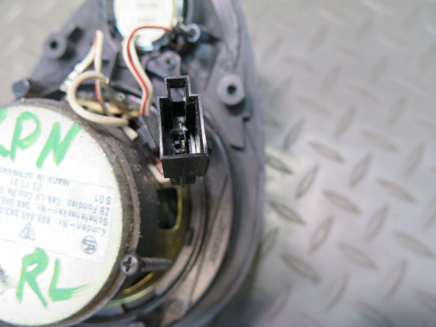 1999-2004 Porsche 911 996 Rear Left & Right Bose Speaker Set of 2