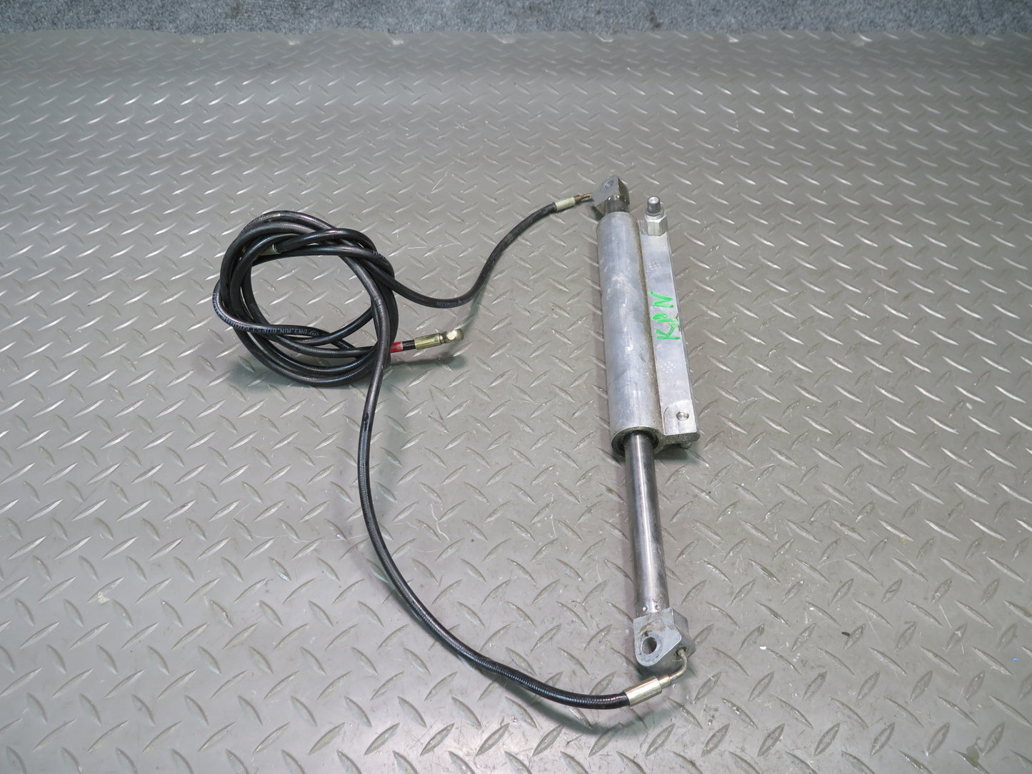 1999-2005 Porsche 911 996 Convertible TOP Roof Hydraulic Lift Cylinder Cable Set