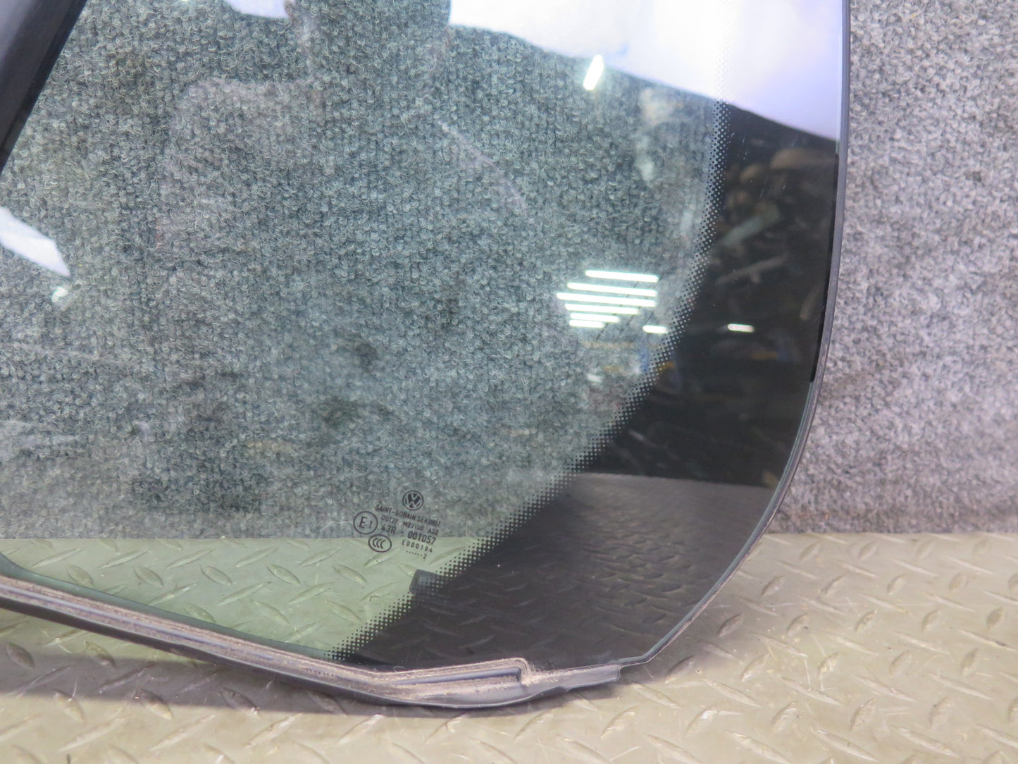 10-14 VW Golf GTI R MK6 4DOOR Rear Left Door Fixed Glass OEM