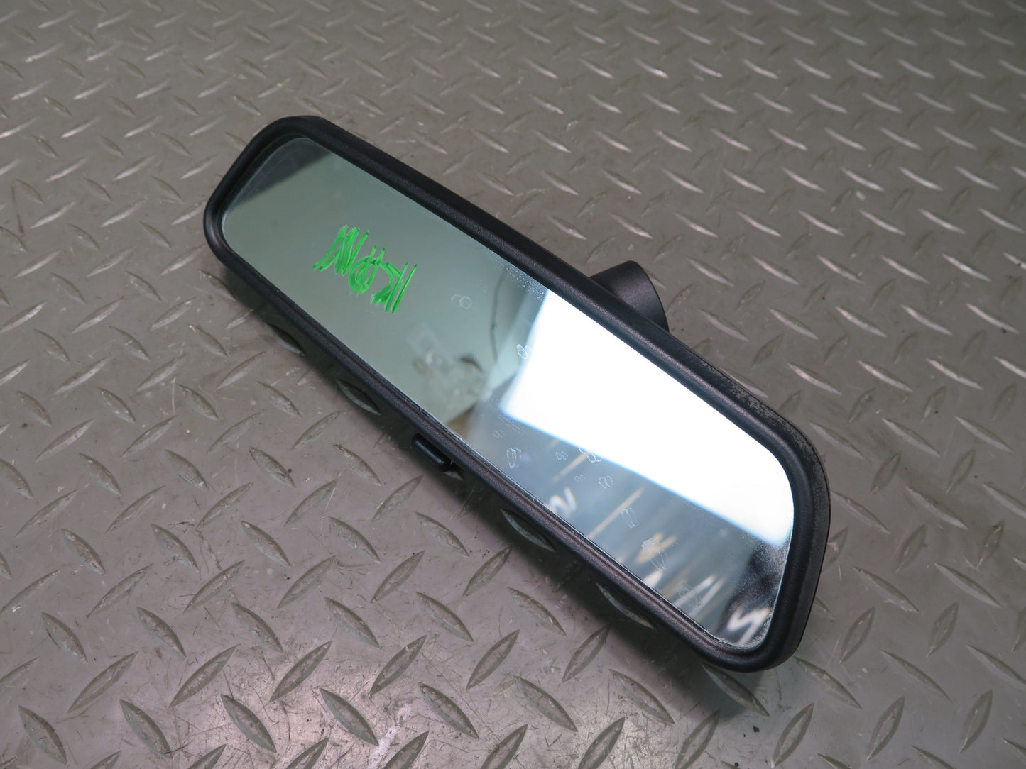 1999-2005 Porsche 911 996 Manual Dimming Interior Rear View Mirror