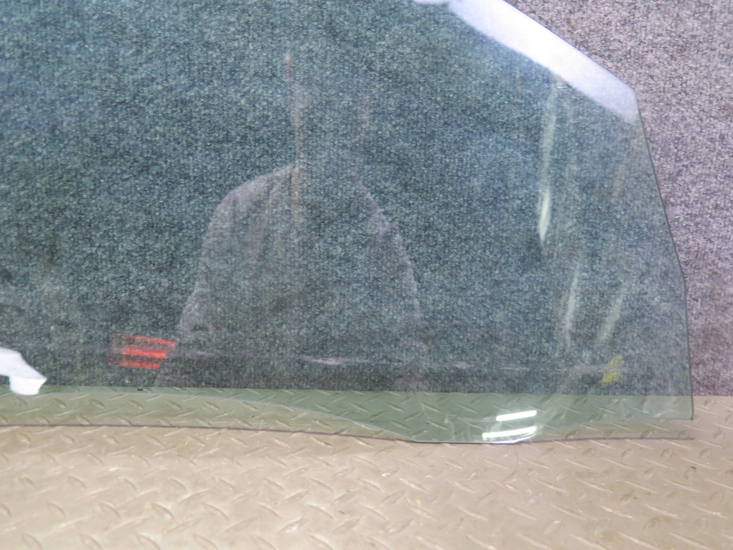 10-14 VW Golf GTI R MK6 4DOOR Front Left Driver Door Glass Window OEM