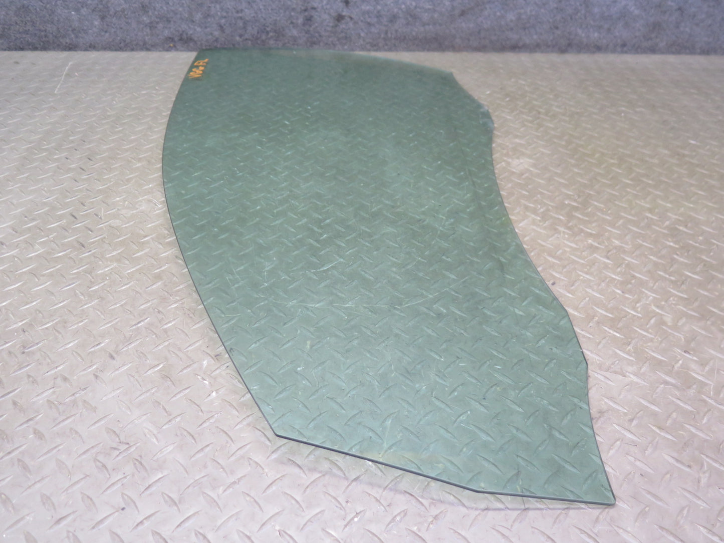 10-14 VW Golf GTI R MK6 4DOOR Front Left Driver Door Glass Window OEM