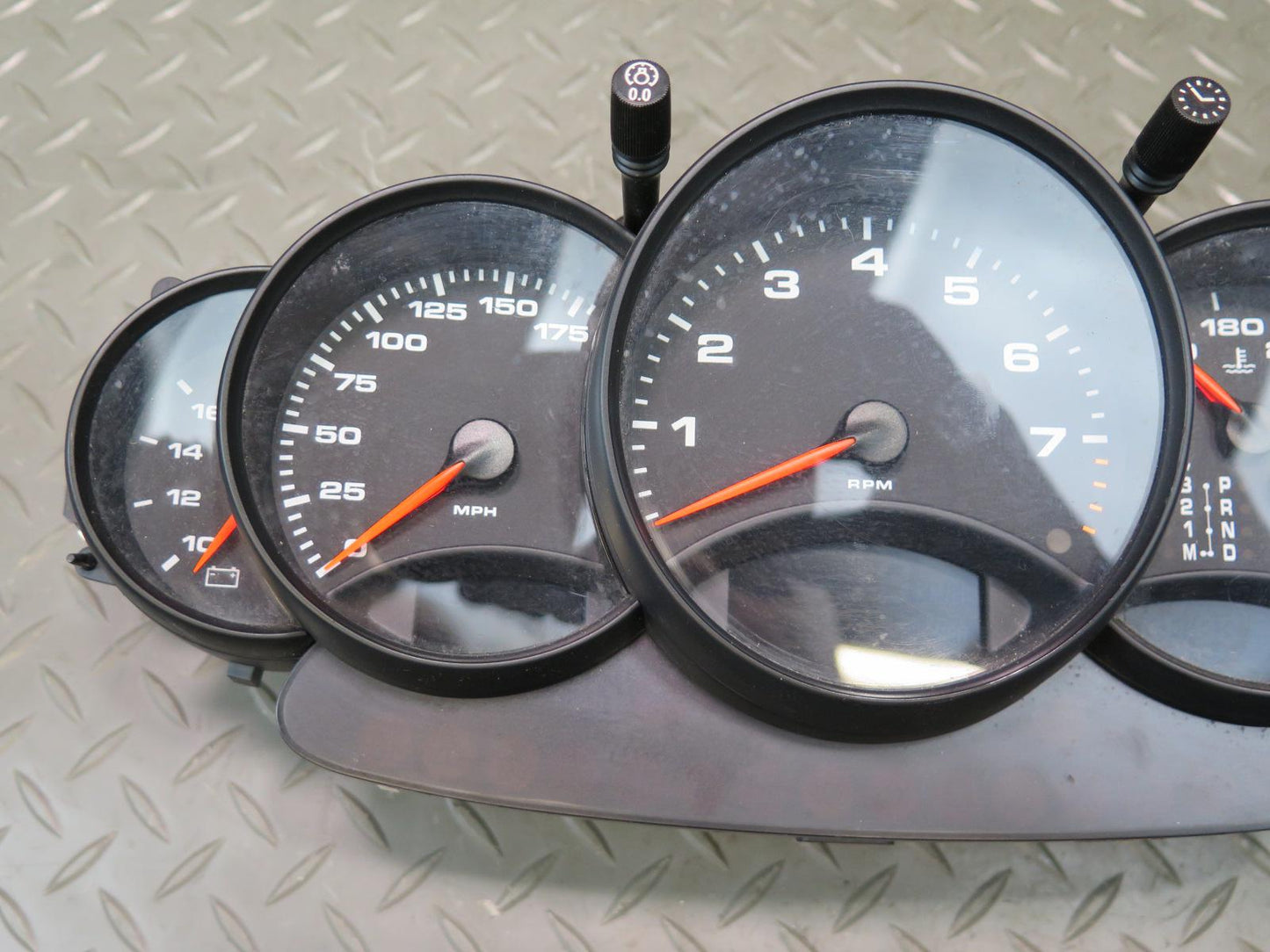 1999 Porsche 911 996 A/T Instrument Cluster Gauge Speedometer 99664110403