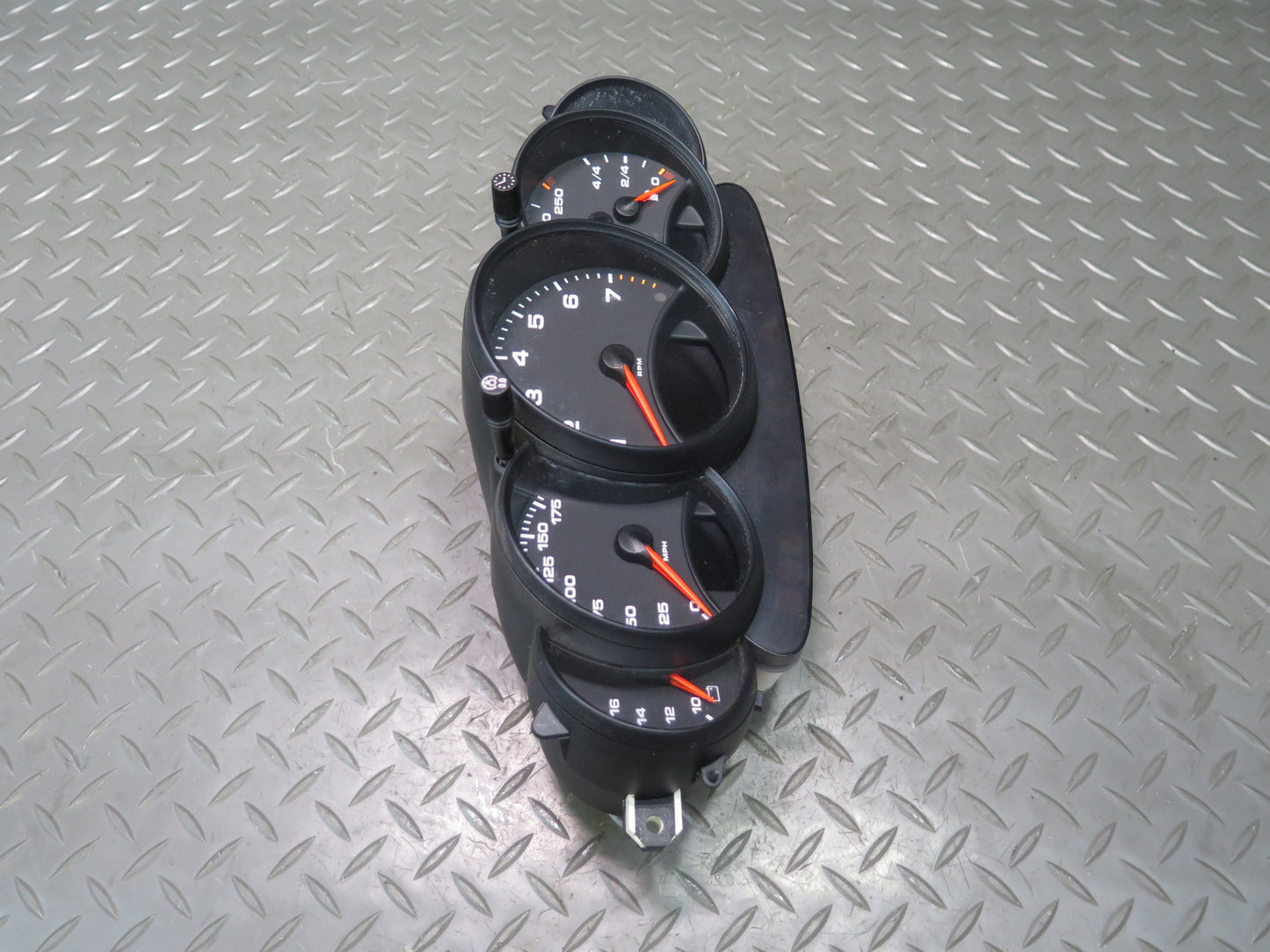 1999 Porsche 911 996 A/T Instrument Cluster Gauge Speedometer 99664110403