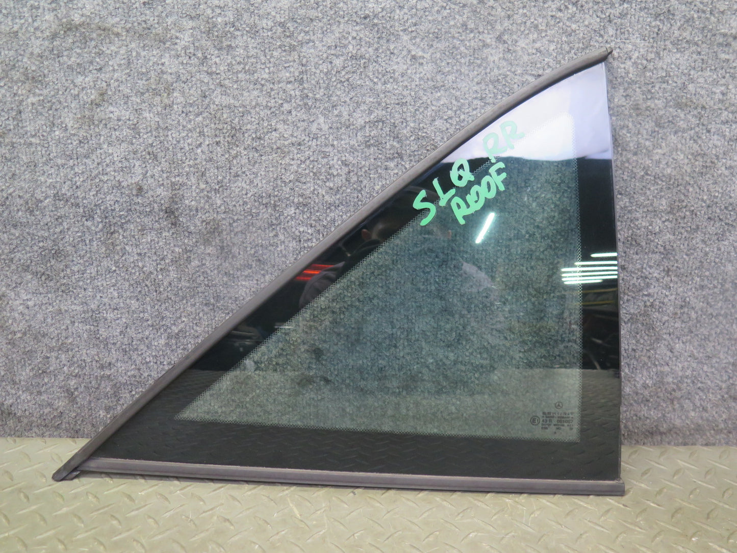 94-02 Mercedes R129 Rear Right Quarter Glass Window OEM