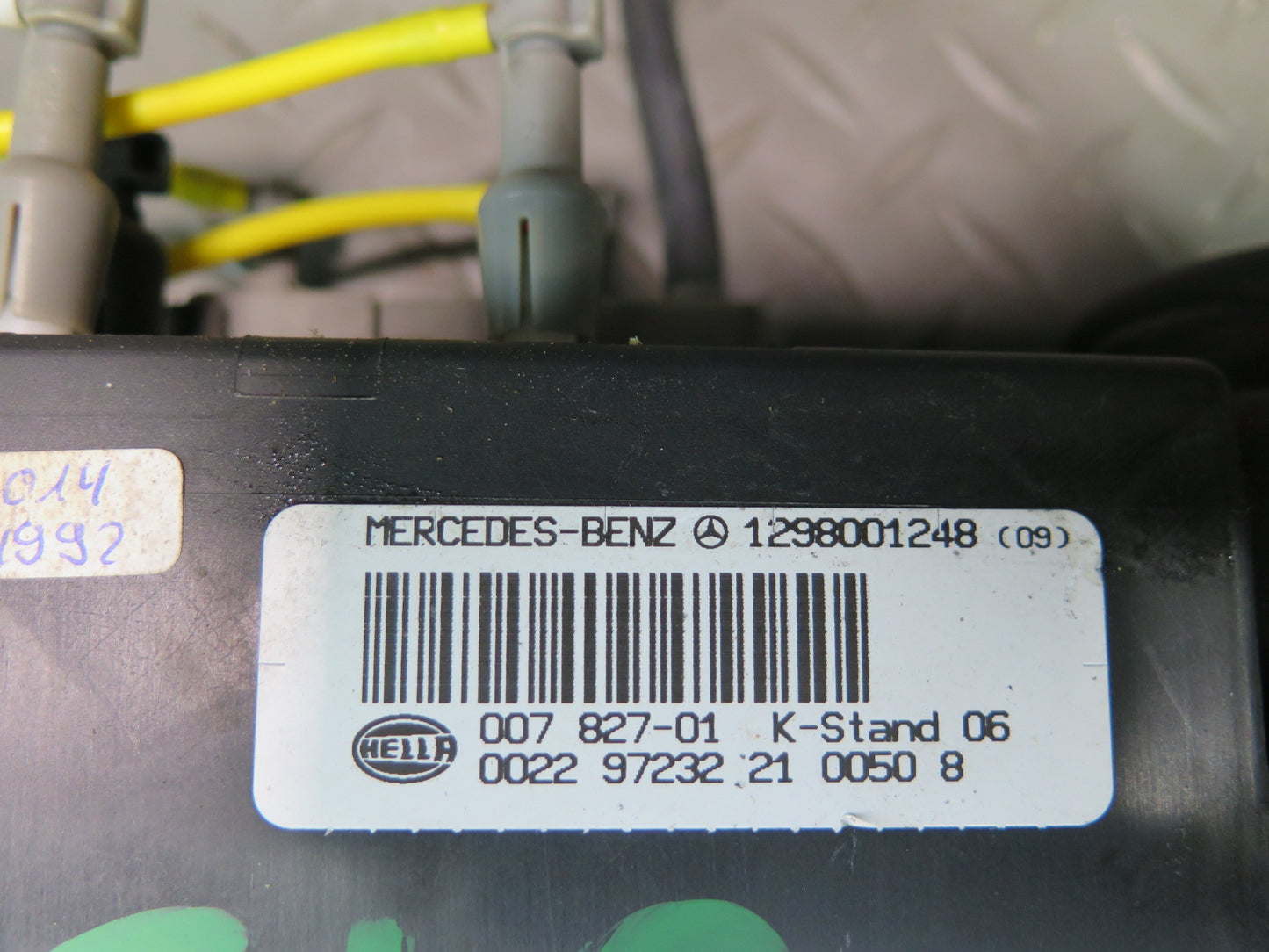 94-02 Mercedes R129 Sl-class Central Door Lock Vacuum Locking Pump OEM