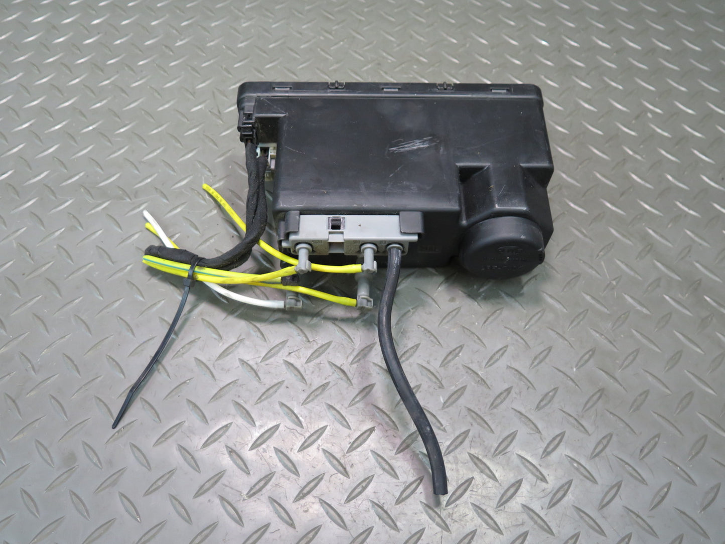 94-02 Mercedes R129 Sl-class Central Door Lock Vacuum Locking Pump OEM