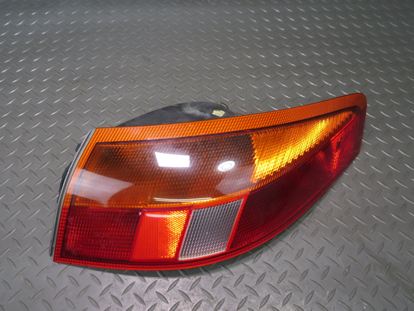 1999-2001 Porsche 911 996 Rear Right Tail Light Lamp