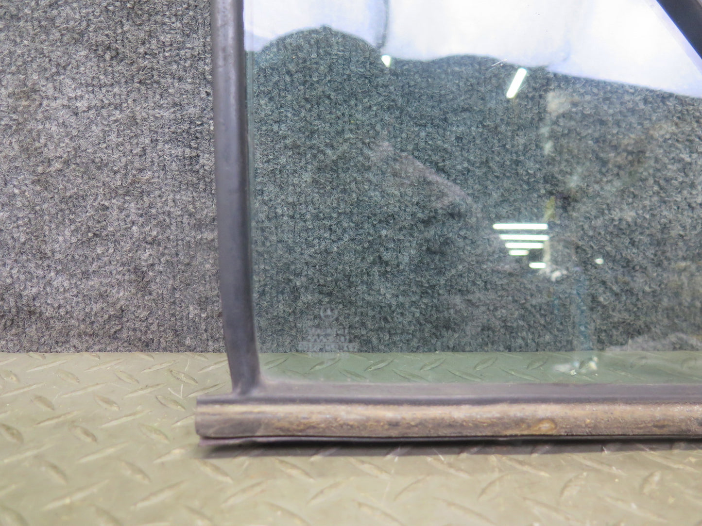 75-76 Mercedes W115 300SD Sedan Rear Left Door Vent Glass Window OEM