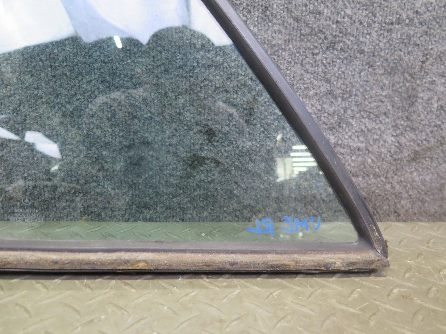 75-76 Mercedes W115 300SD Sedan Rear Left Door Vent Glass Window OEM
