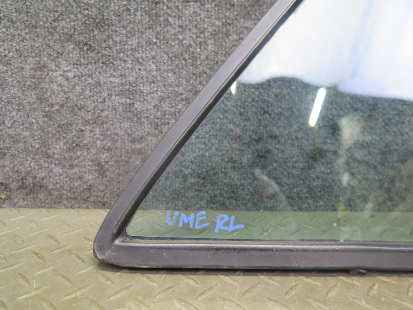 75-76 Mercedes W115 300SD Sedan Rear Left Door Vent Glass Window OEM