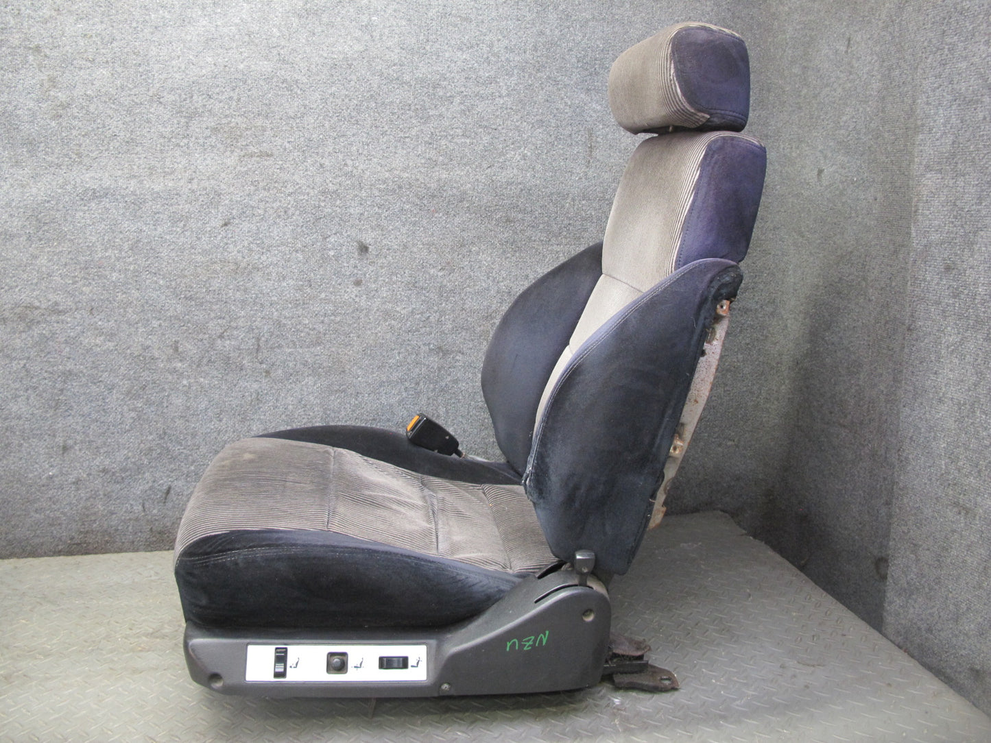 86-89 Nissan Z31 300ZX 2+0 Set of 2 Front Left & Right Cloth Seat Gray Blue OEM