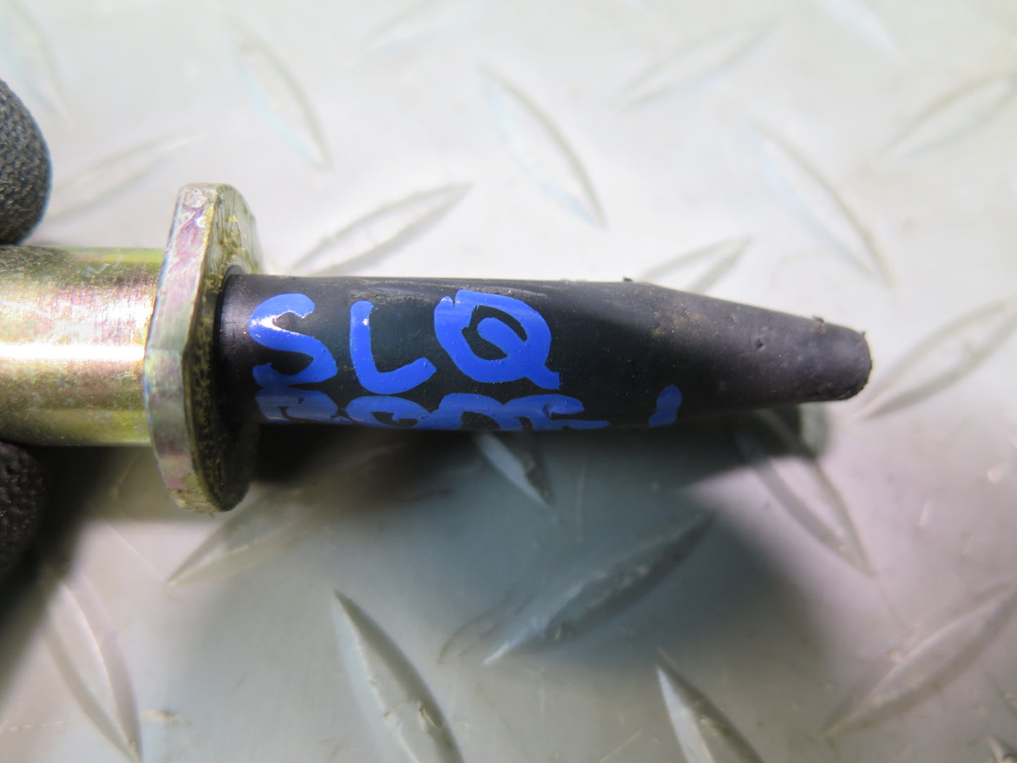 94-02 Mercedes R129 Sl-class Set of 2 Hardtop TOP Roof Bolts OEM