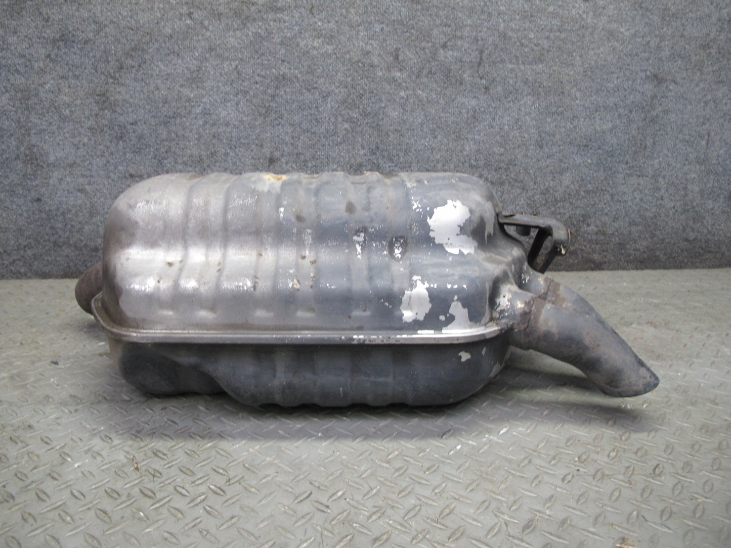 96-98 Mercedes R129 SL500 Rear Exhaust Muffler 1294910001 OEM