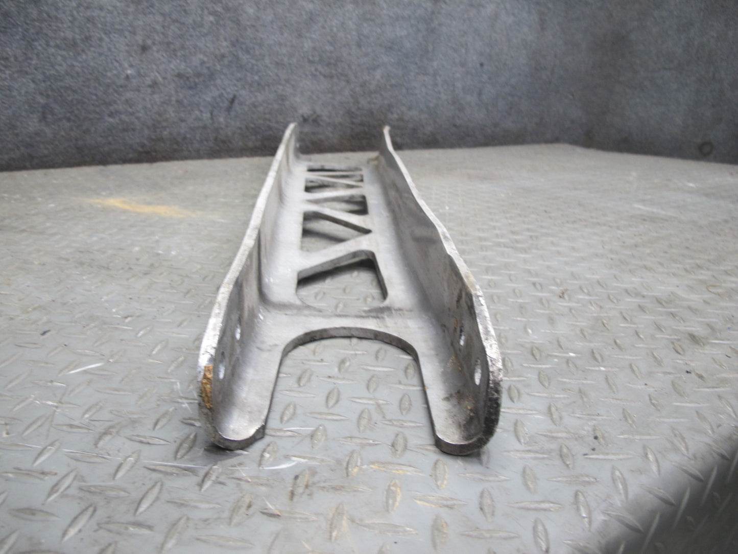 88-96 Chevrolet Corvette C4 Auto Transmission Torque Arm Support Beam 41K OEM