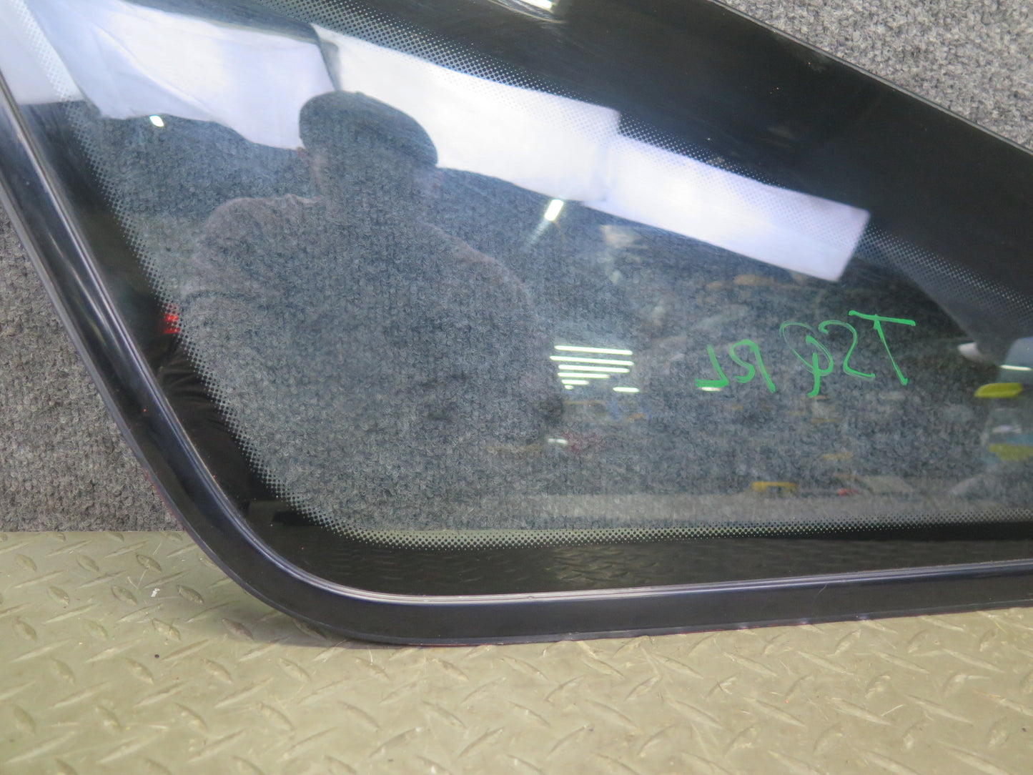 89-92 Toyota Supra MK3 Rear Left Quarter Glass Window Trim Set OEM