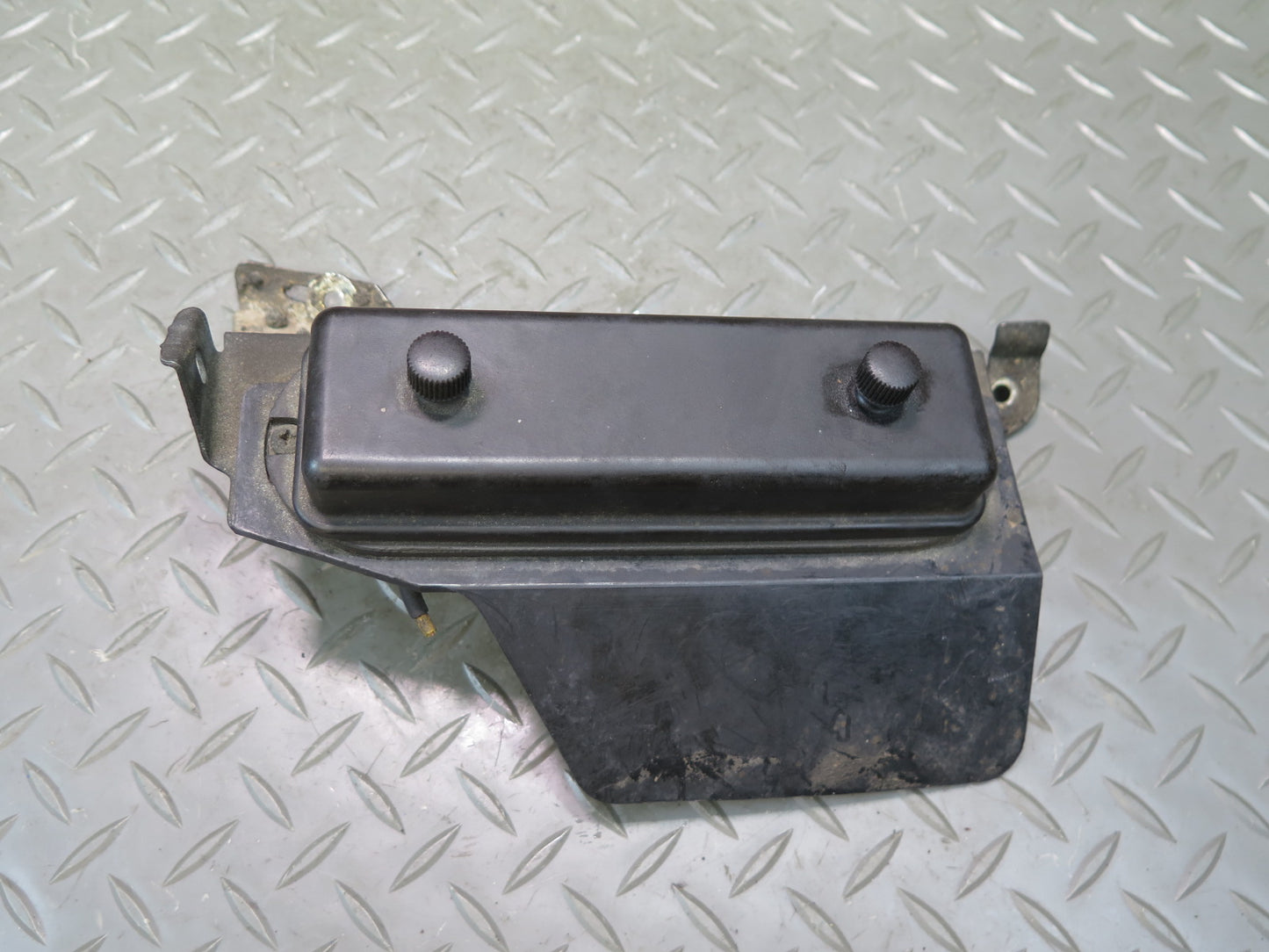 75-76 Mercedes W115 300SD Fuse Relay Box Module 0005452445 OEM