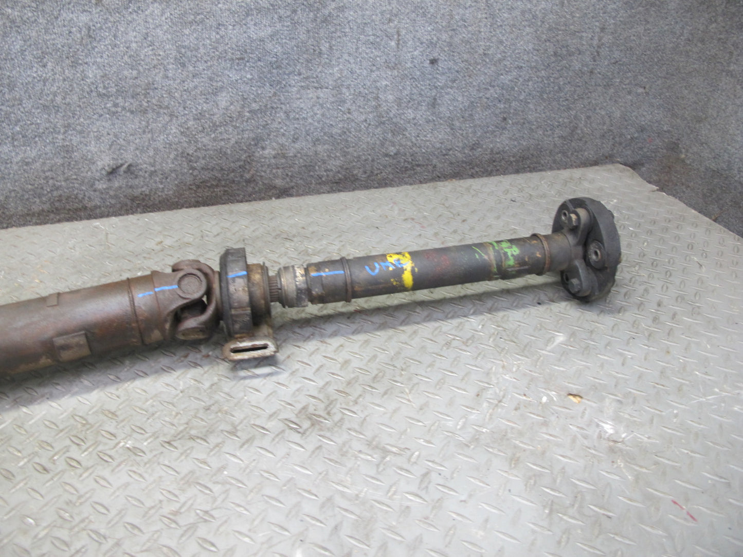 75-76 Mercedes W115 300SD RWD A/T Rear Driveshaft Drive Shaft 14K Miles OEM