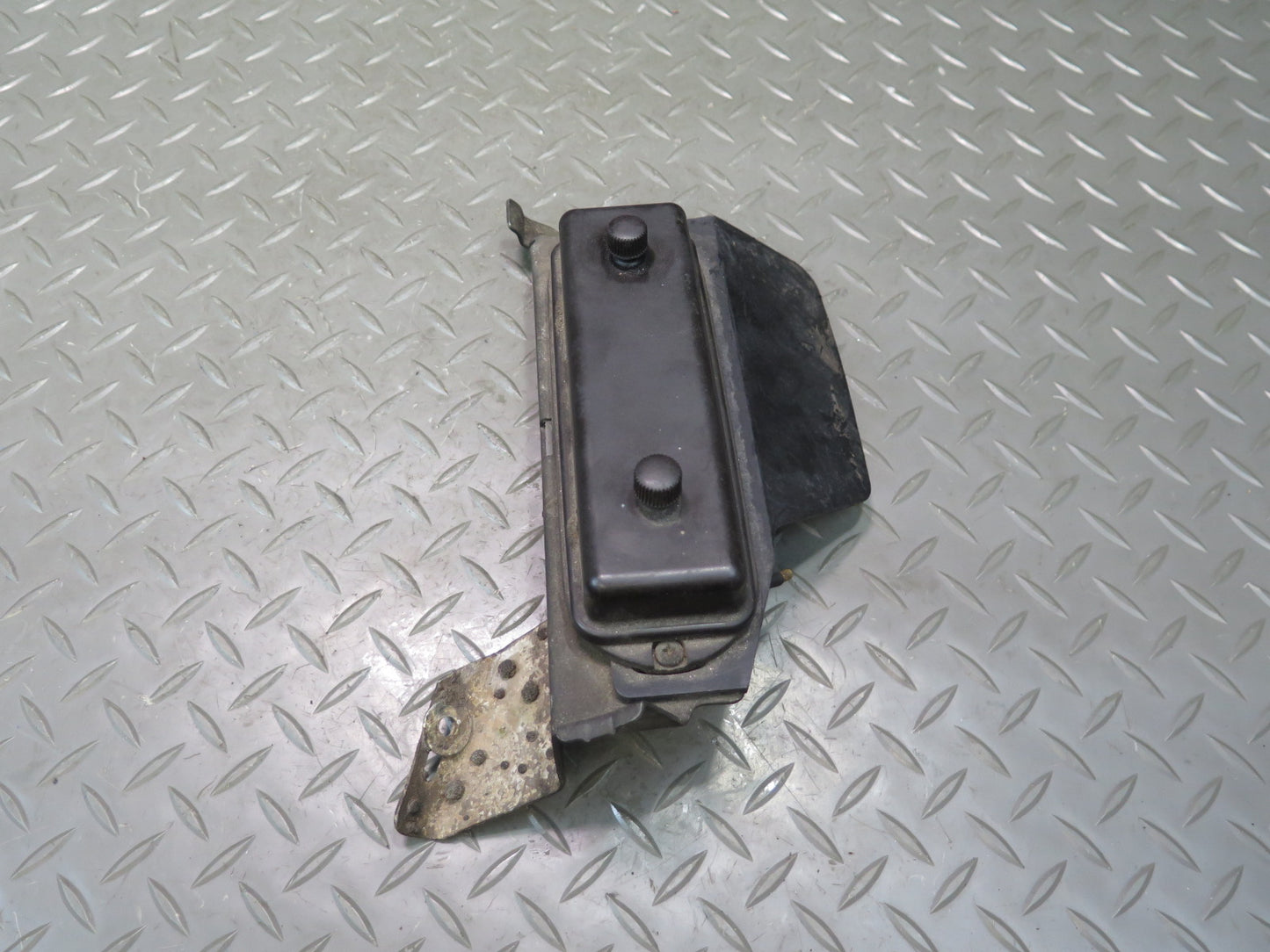 75-76 Mercedes W115 300SD Fuse Relay Box Module 0005452445 OEM
