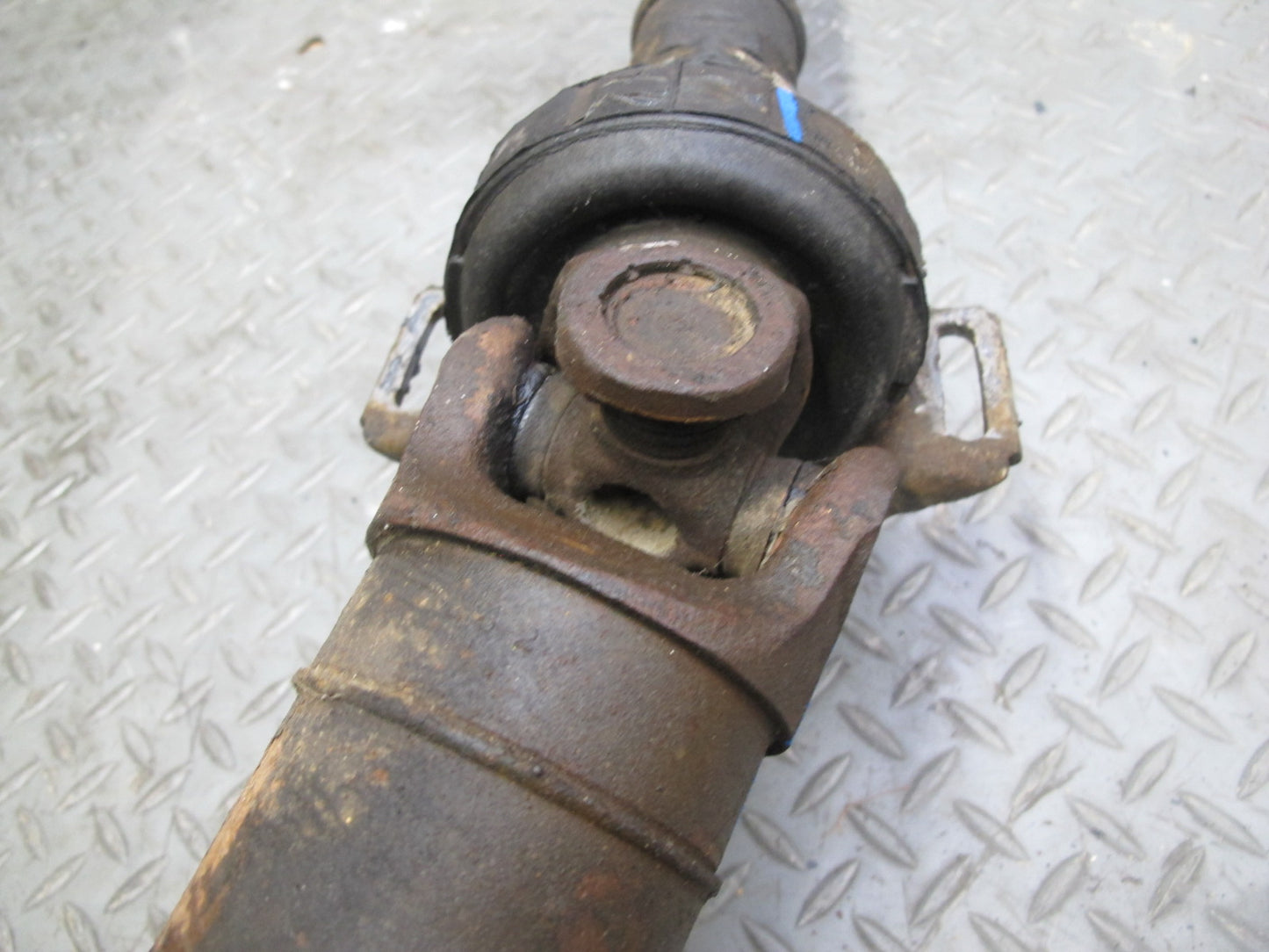 75-76 Mercedes W115 300SD RWD A/T Rear Driveshaft Drive Shaft 14K Miles OEM