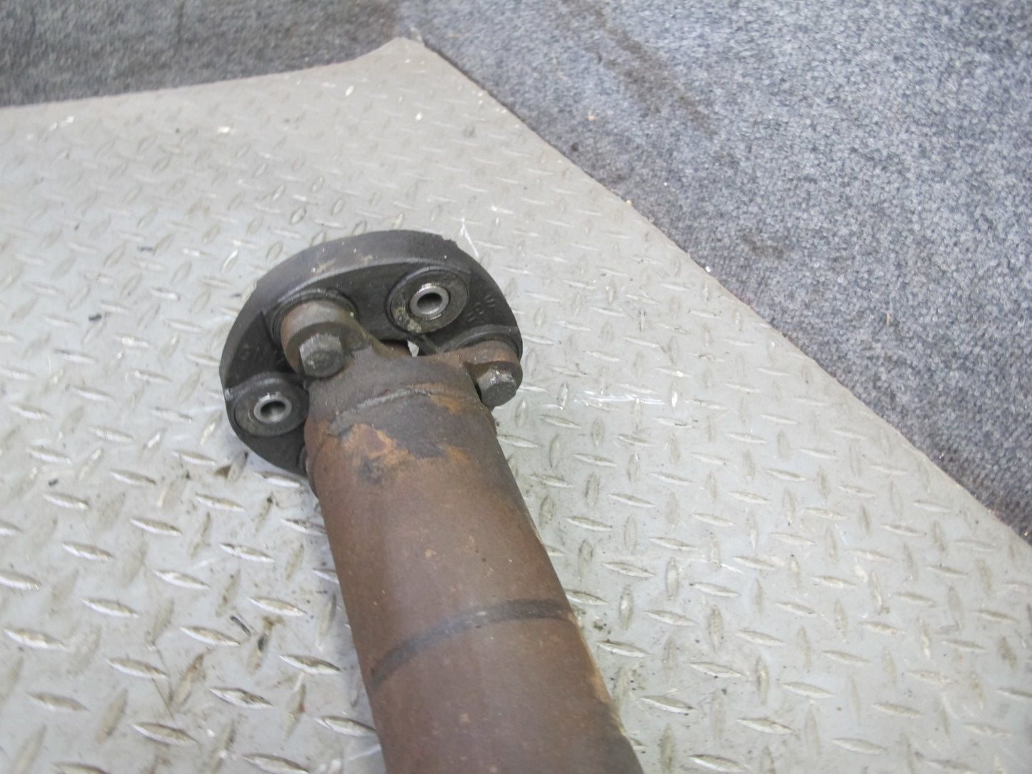 75-76 Mercedes W115 300SD RWD A/T Rear Driveshaft Drive Shaft 14K Miles OEM