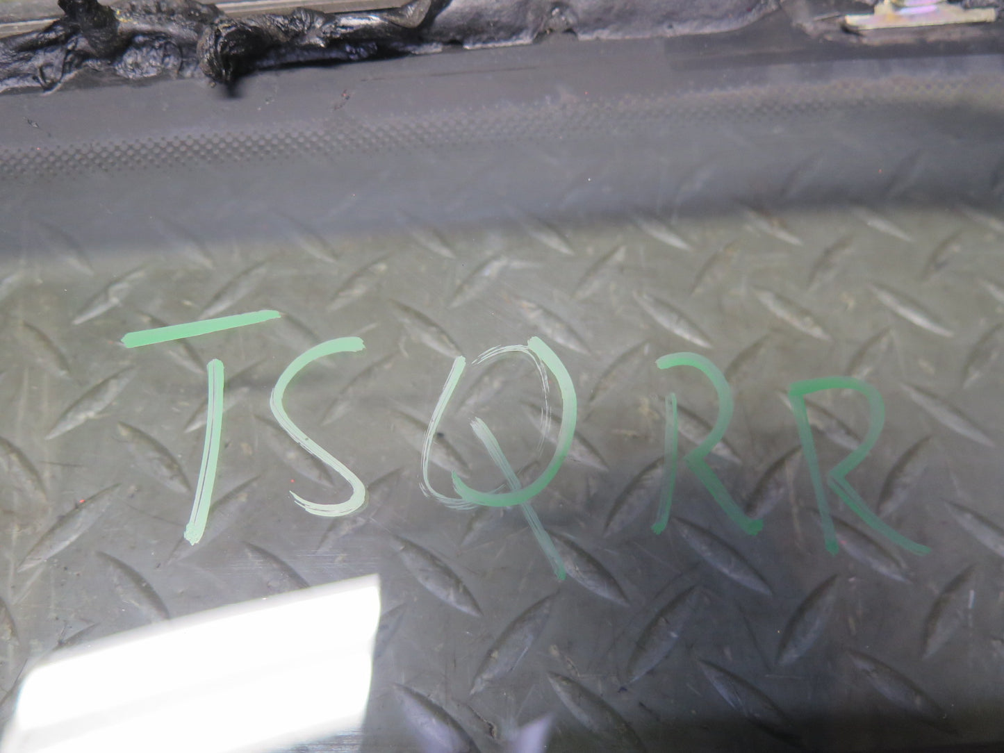 89-92 Toyota Supra MK3 Rear Right Quarter Glass Window Trim Set OEM