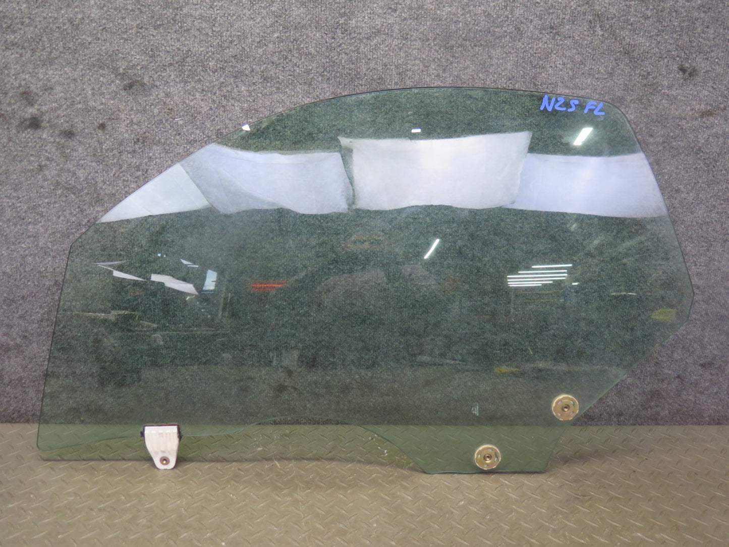 04-09 Nissan 350Z Z33 Convertible Front Left Driver Door Window Glass OEM