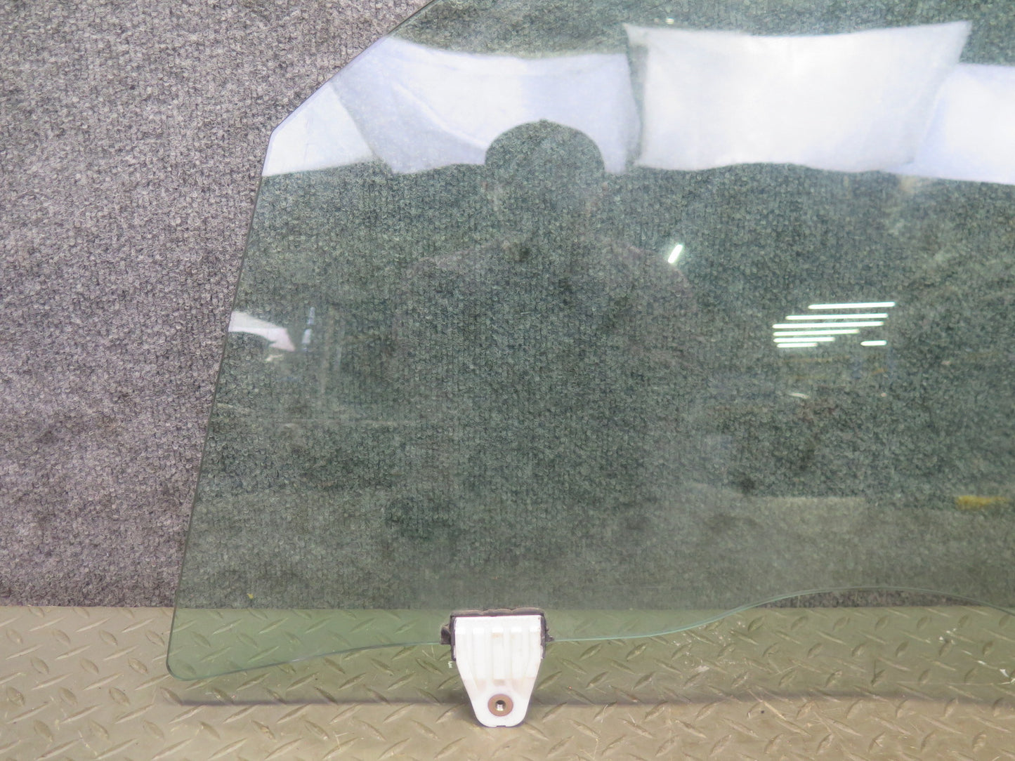 04-09 Nissan 350Z Z33 Convertible Front Left Driver Door Window Glass OEM